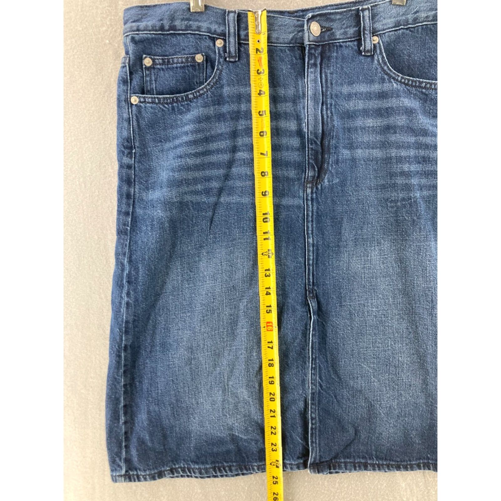 Gap Gap Jeans 1969 Skirt Womens 31 Denim Cotton Blue Knee Length 80s 90s Style Straight & Pencil Womens Size 24" / US 00 / IT 34 - 4 Thumbnail