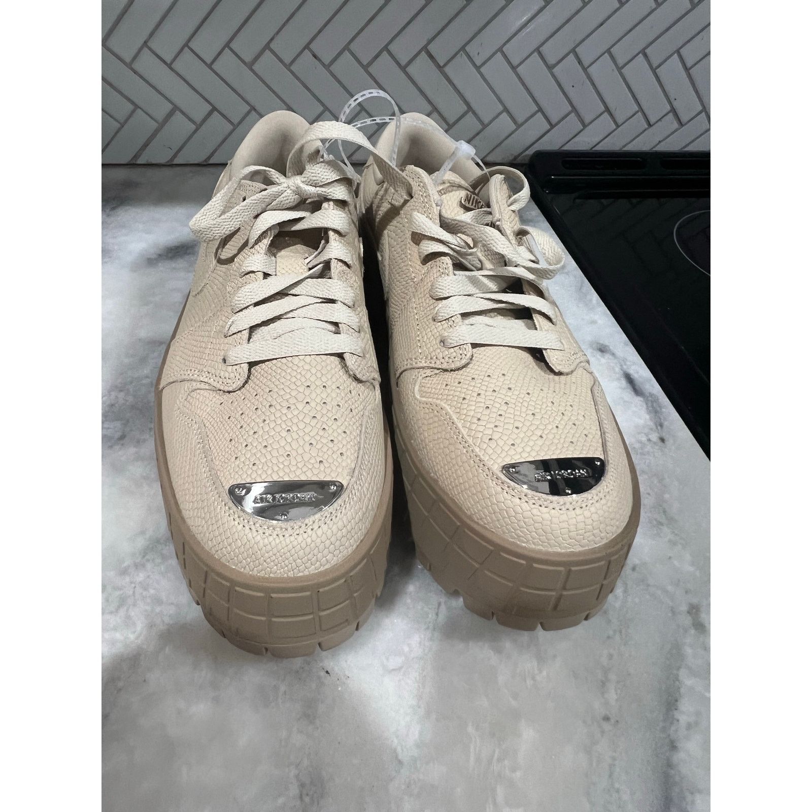 Nike Nike Air Jordan 1 Brooklyn Low Desert Camo HF3184-200 sZ 9 Size US 9 / IT 39 - 9 Thumbnail