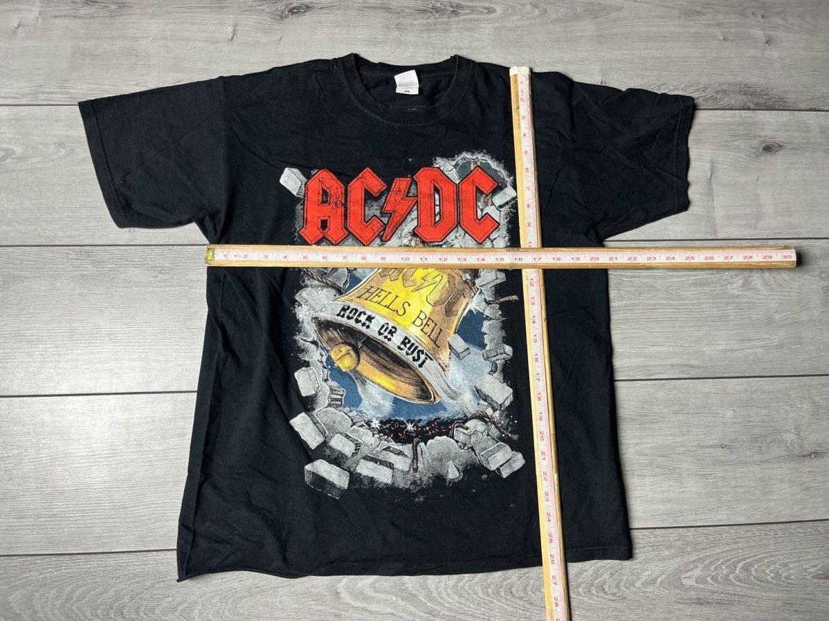 AC/DC AcDc Hells Bell Rock or bust Tshirt size Large Size US L / EU 52-54 / 3 - 5 Thumbnail