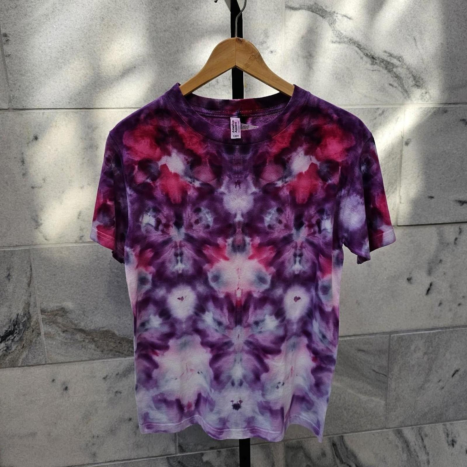 American Apparel American Apparel Women's Tie-dye Handmade T-Shirt Size S / US 4 / IT 40 - 1 Thumbnail