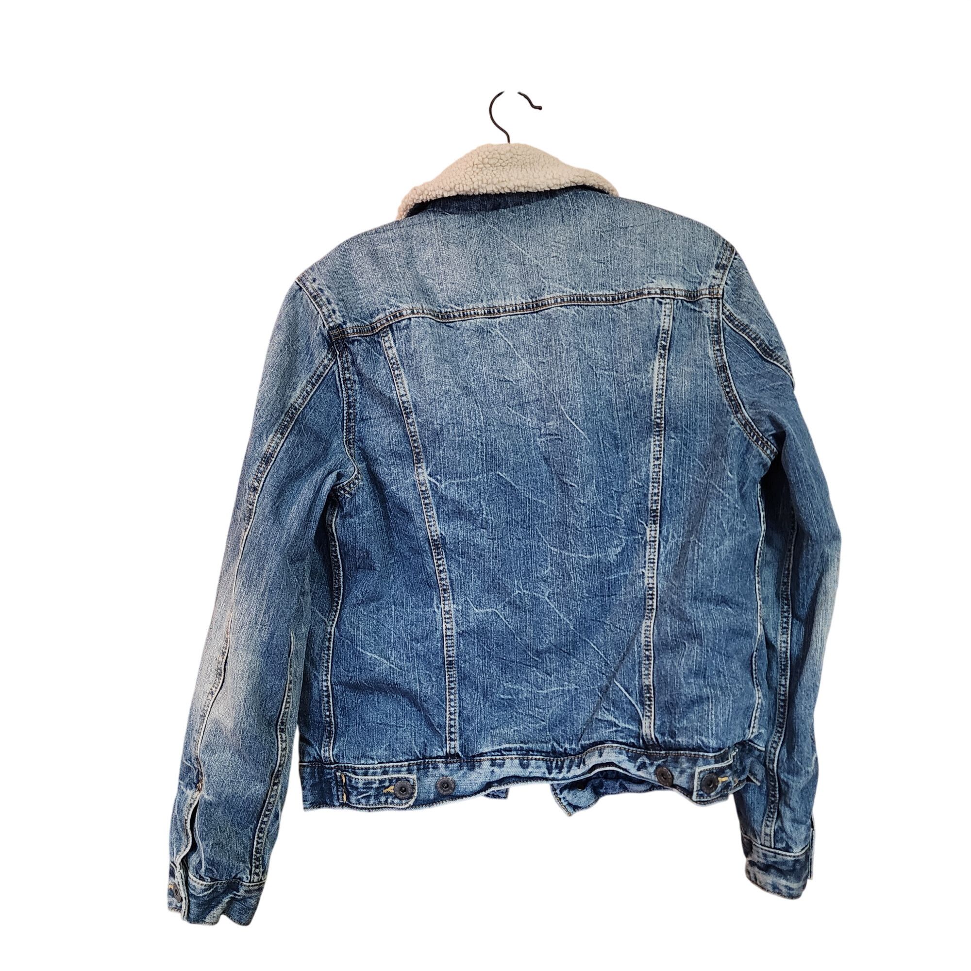 American Eagle Outfitters American Eagle Outfitters men's sherpa-lined denim trucker j Size US M / EU 48-50 / 2 - 2 Thumbnail