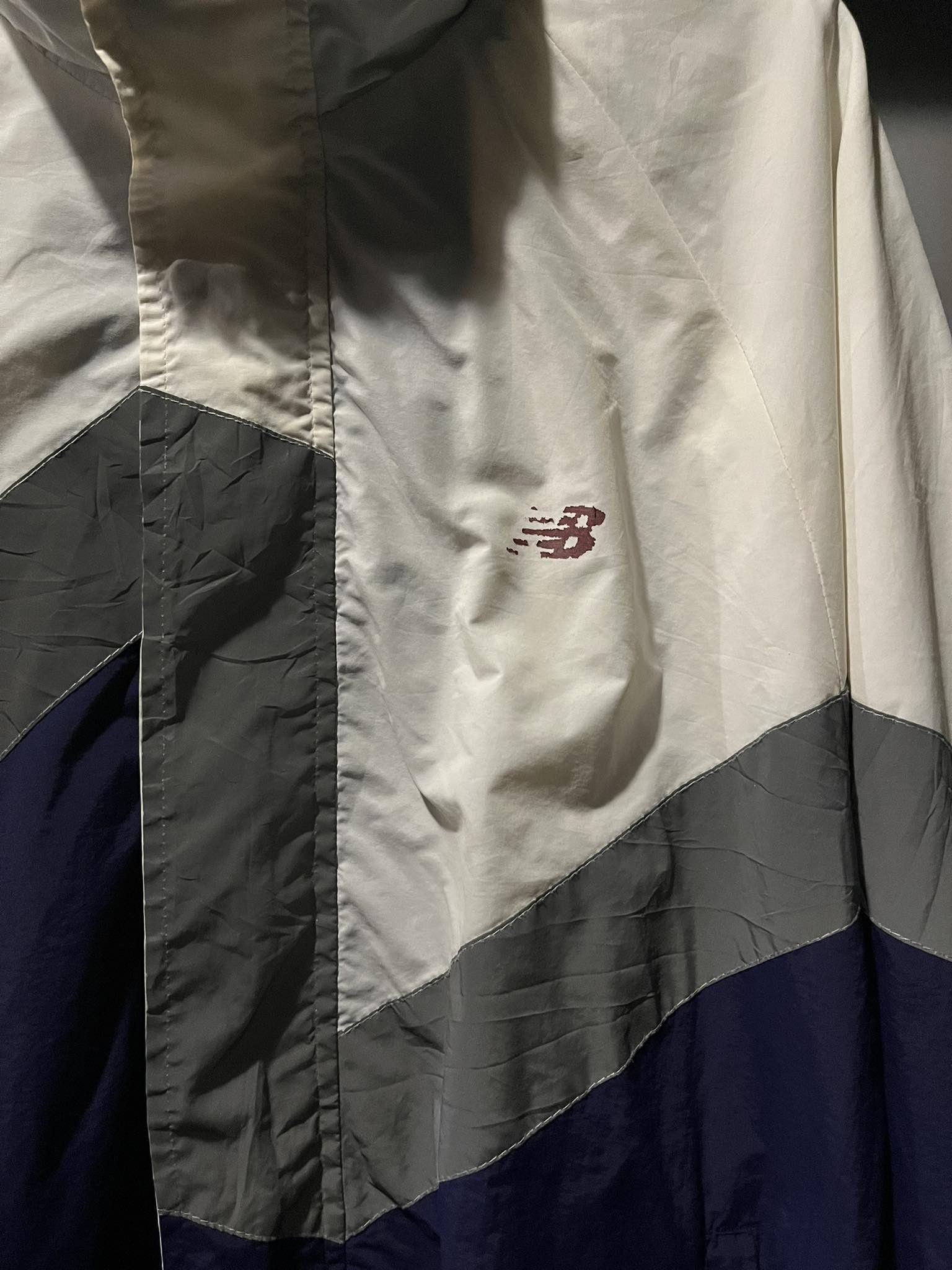 New Balance New Balance Spell Out Jacket Reflective Size US XL / EU 56 / 4 - 4 Thumbnail