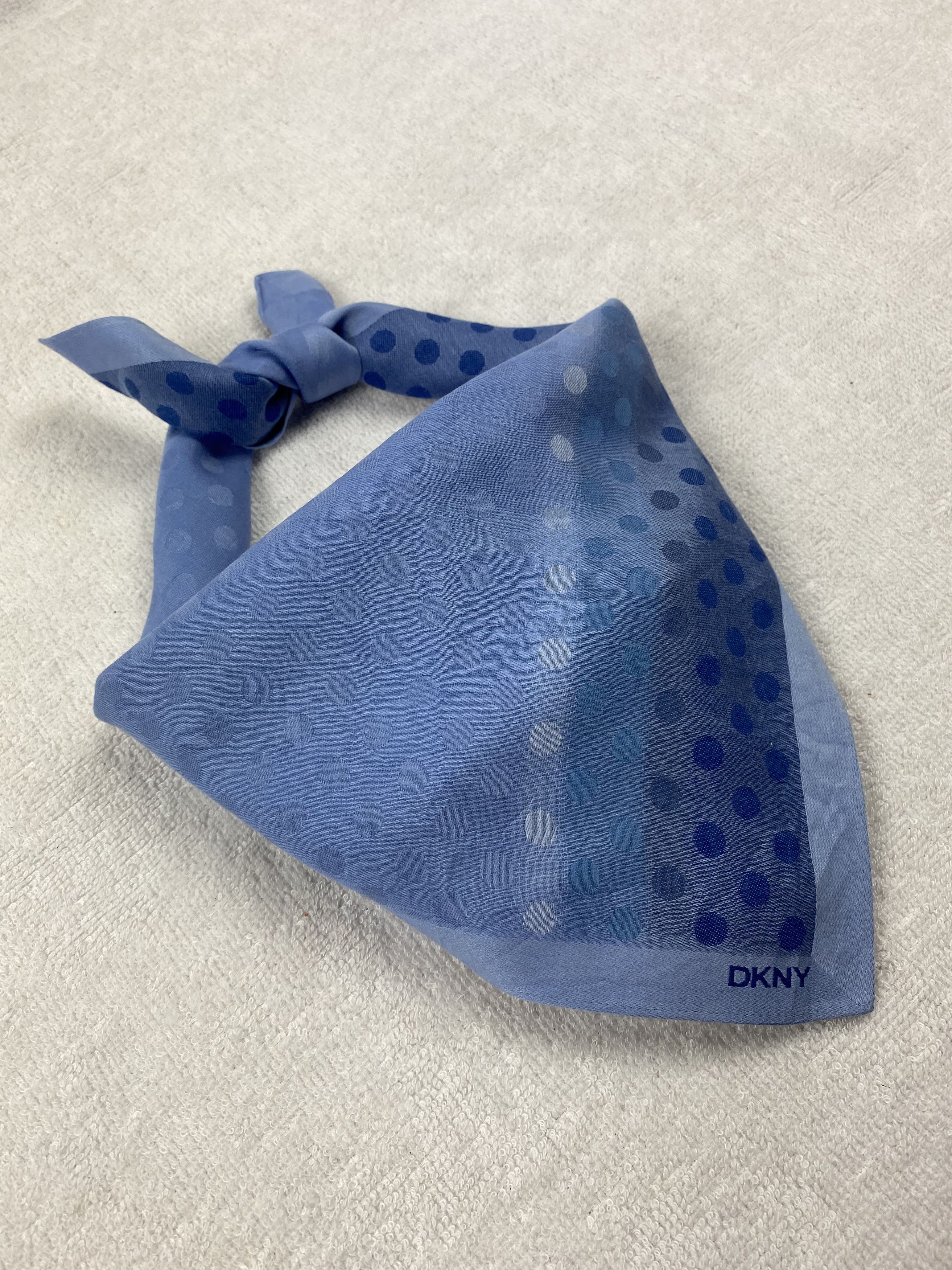 DKNY × Vintage DKNY Bandana / Handkerchief / Neckerchief Size ONE SIZE - 1 Thumbnail