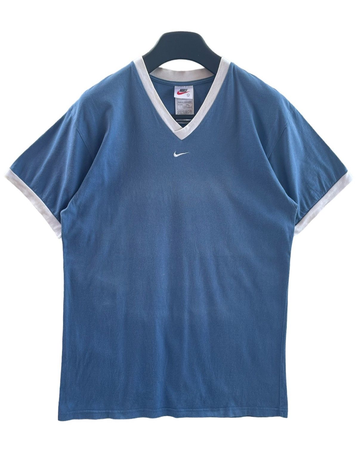 Nike VINTAGE NIKE CENTER V-NECK Size US L / EU 52-54 / 3 - 1 Thumbnail