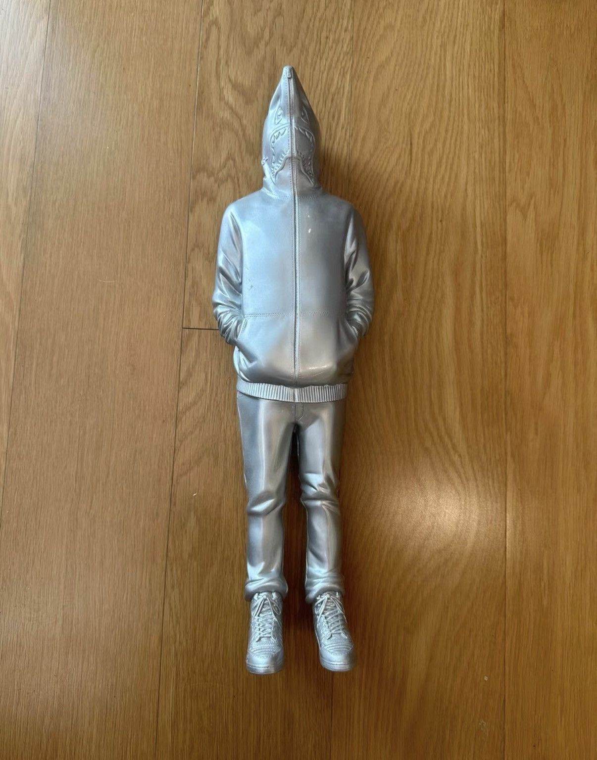 Bape BAPE Silver Shark Mannequin Size ONE SIZE - 1 Thumbnail