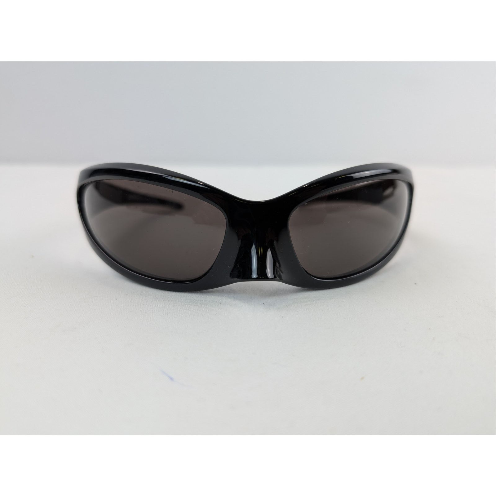 Balenciaga o1rshd1 Size: OS / Skin Cat Sunglasses in Black Size ONE SIZE - 2 Thumbnail