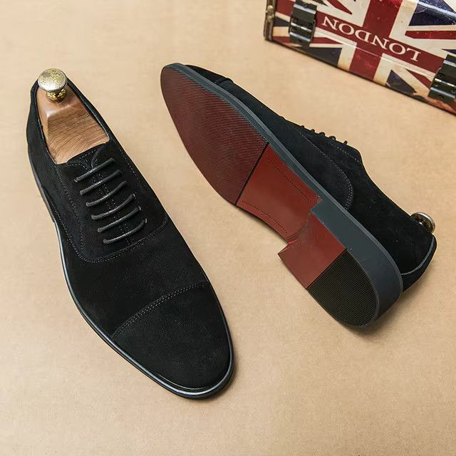 Christian Louboutin o1bcso1str1024 Shoes in Black Size US 9 / EU 42 - 4 Thumbnail