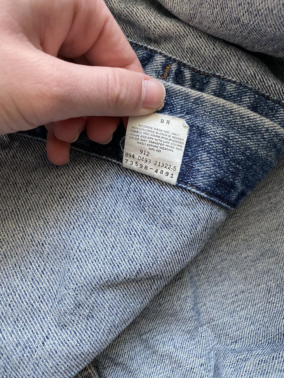 Levi's × Vintage Vintage Levi’s Denim Jacket Made In USA,90’s Size US XL / EU 56 / 4 - 9 Thumbnail