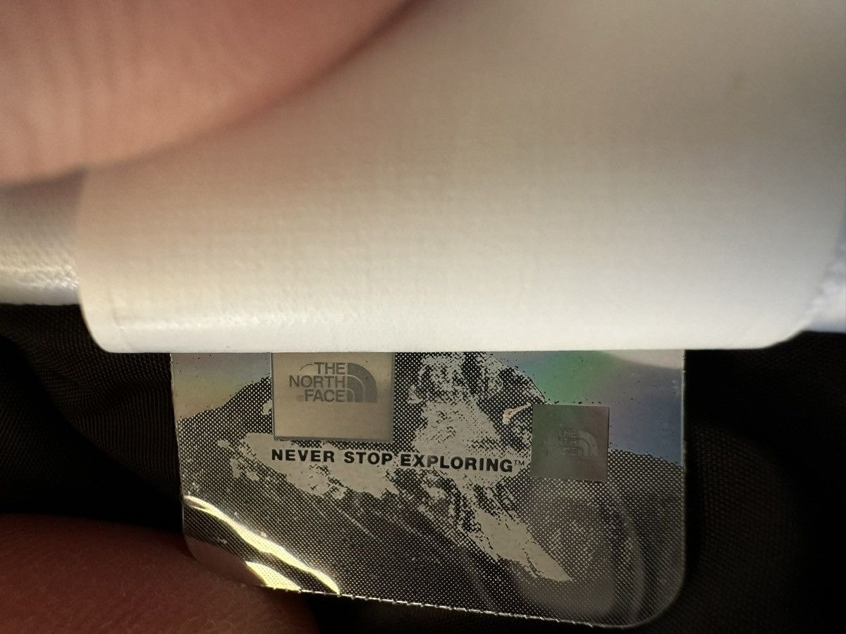 Supreme × The North Face SUPREME x THE NORTH FACE SPLIT NUPTSE JACKET (L) Size US L / EU 52-54 / 3 - 11 Thumbnail