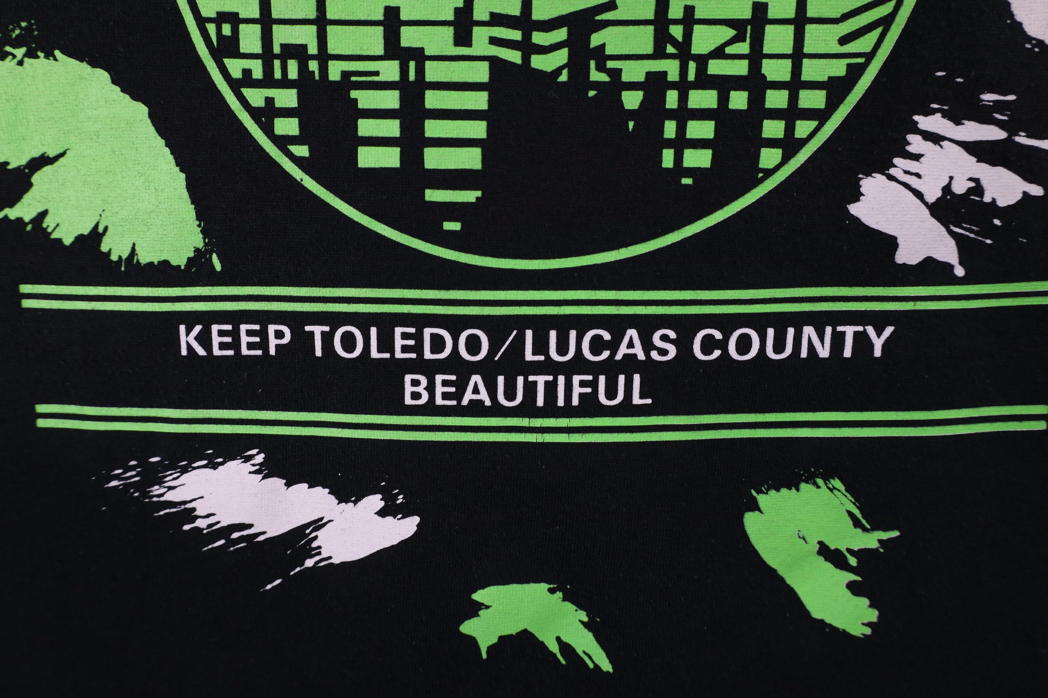 Vintage Vintage 90s Streetwear Beautiful Recycling T-Shirt USA Size US XL / EU 56 / 4 - 6 Thumbnail