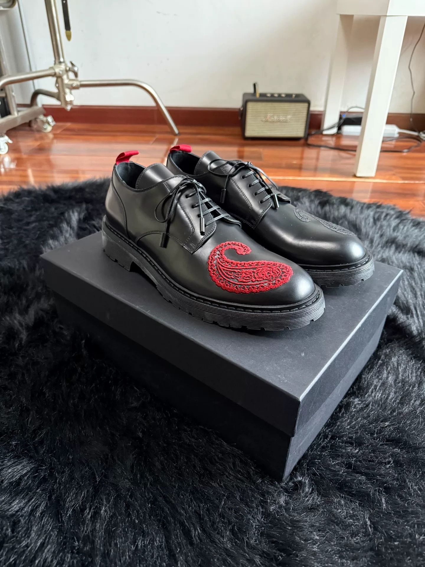 Unique 424 Cashew Derby Shoes Size 43