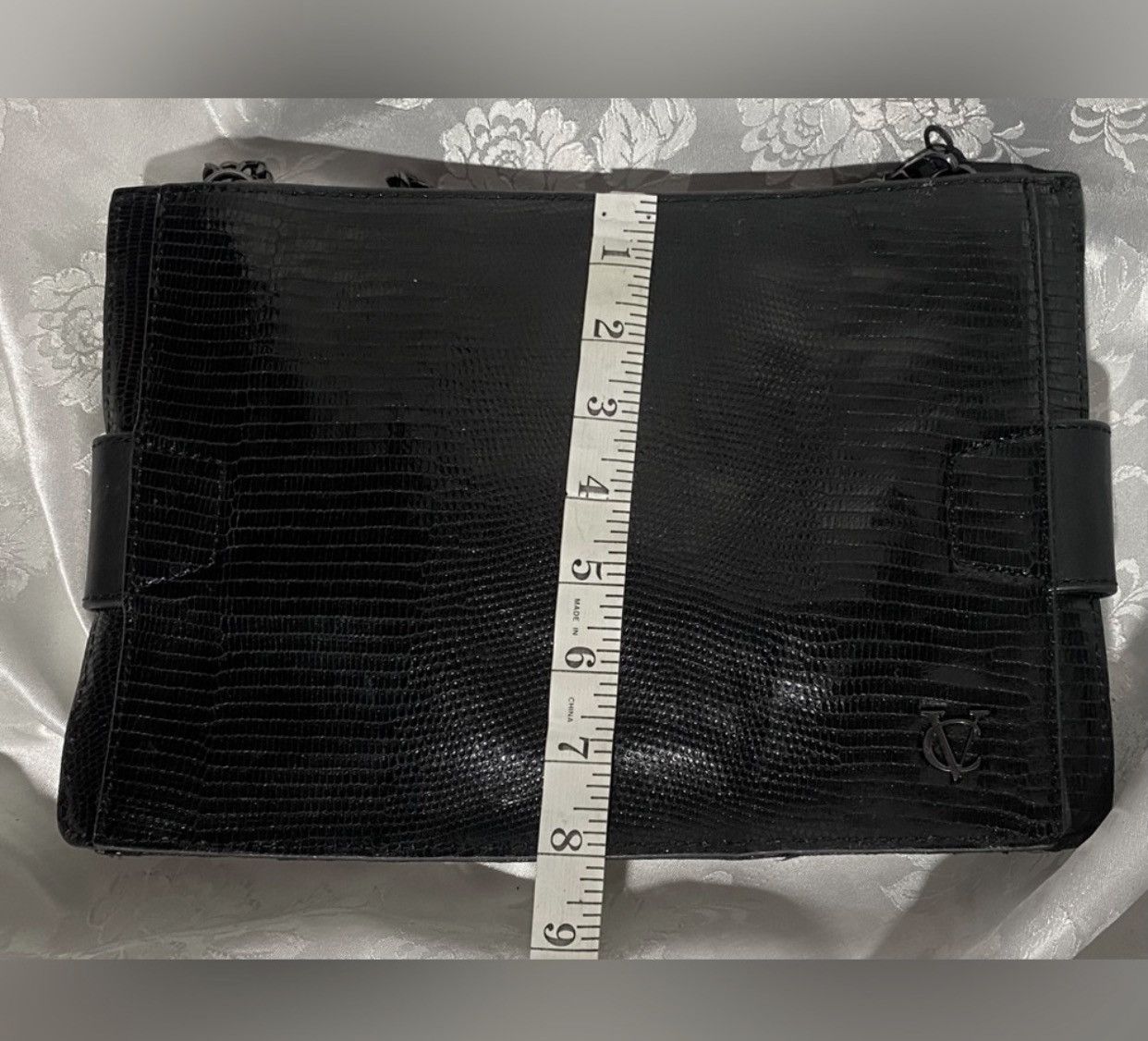 Vince Camuto Vince Camuto Signature Snakeskin Leather Chain Shoulder Bag Size ONE SIZE - 10 Thumbnail