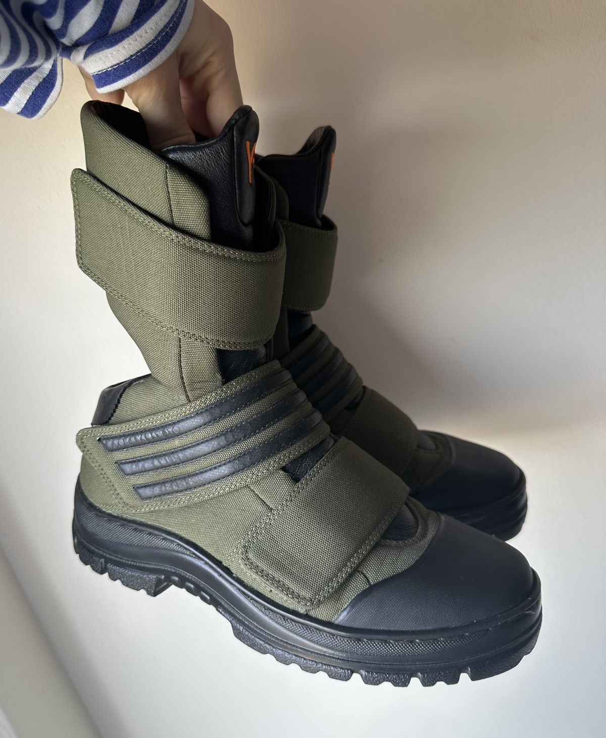 Adidas × Y-3 Adidas Y-3 Yohji Yamamoto (2002) velcro military Hi-top Size US 8 / IT 38 - 5 Thumbnail