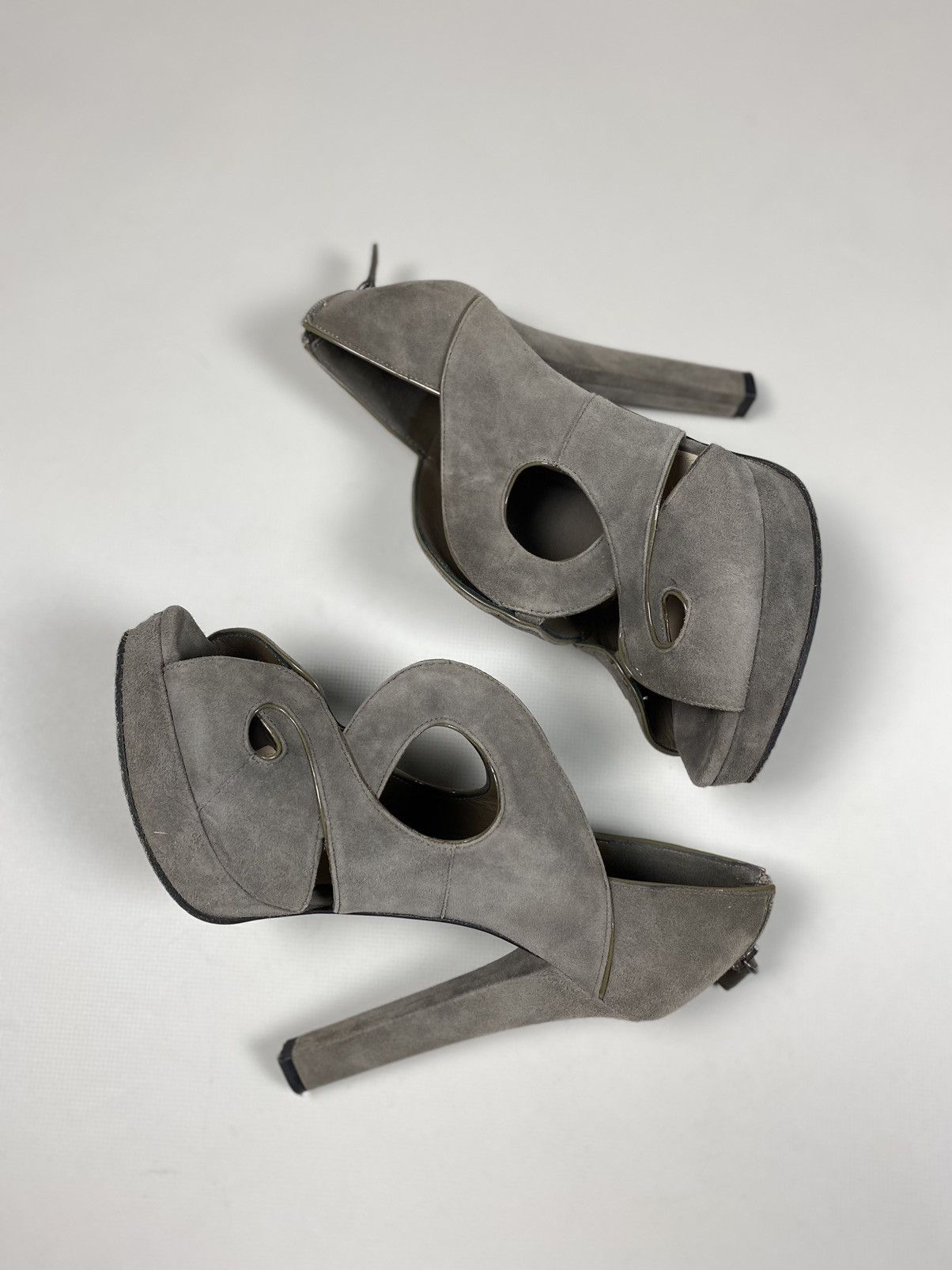 Bottega Veneta Bottega Veneta ladies suede heels shoes size 37 / US 7 Size US 7 / IT 37 - 6 Thumbnail