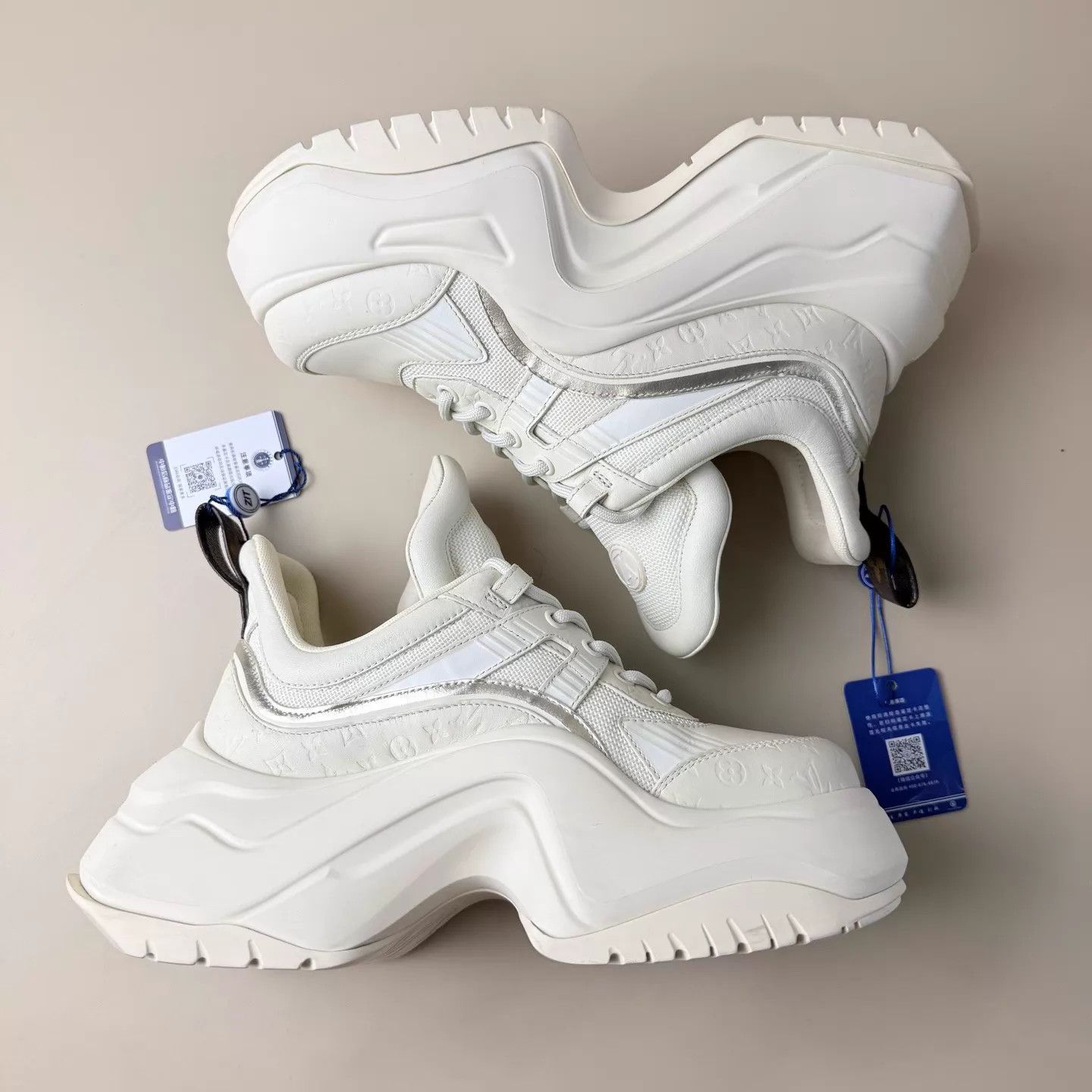 Louis Vuitton LV cream Monogram 2.0 platform sneakers 37 Mint Size US 6.5 / IT 36.5 - 6 Thumbnail