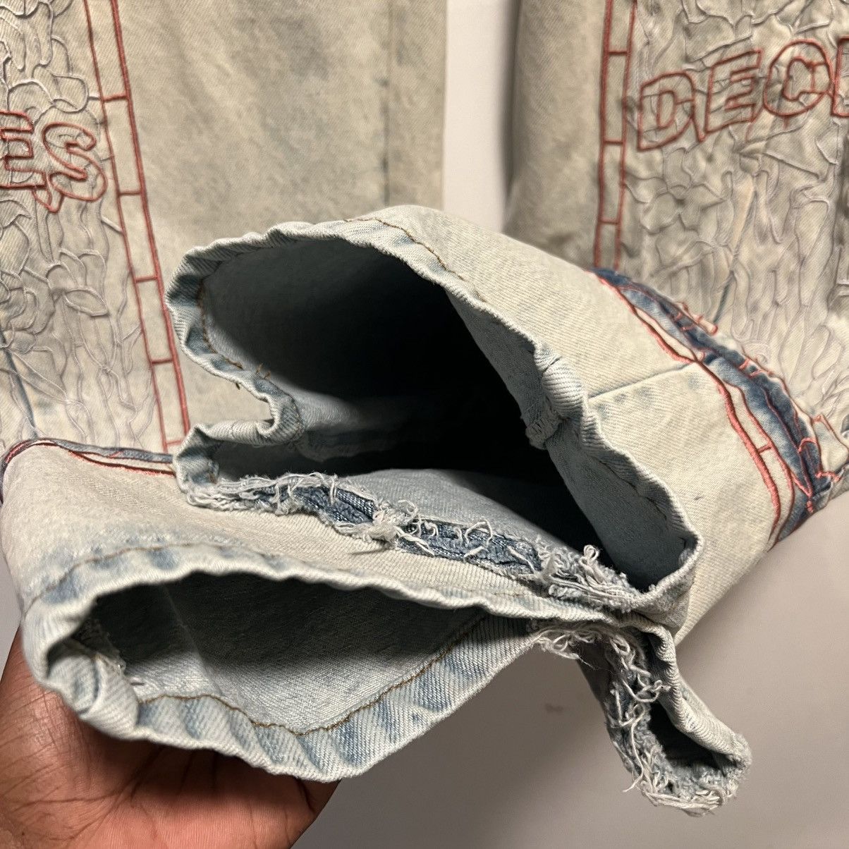 Who Decides War Who Decides War Extended Hem Embroidered Denim Size US 26 / EU 42 - 8 Thumbnail
