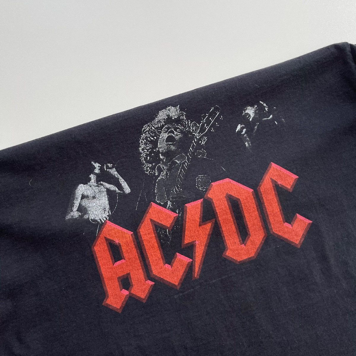 AC/DC × Vintage AC/DC 2006 Printed Licensed Rare Vintage T-Shirt Black Rare Size US M / EU 48-50 / 2 - 5 Thumbnail