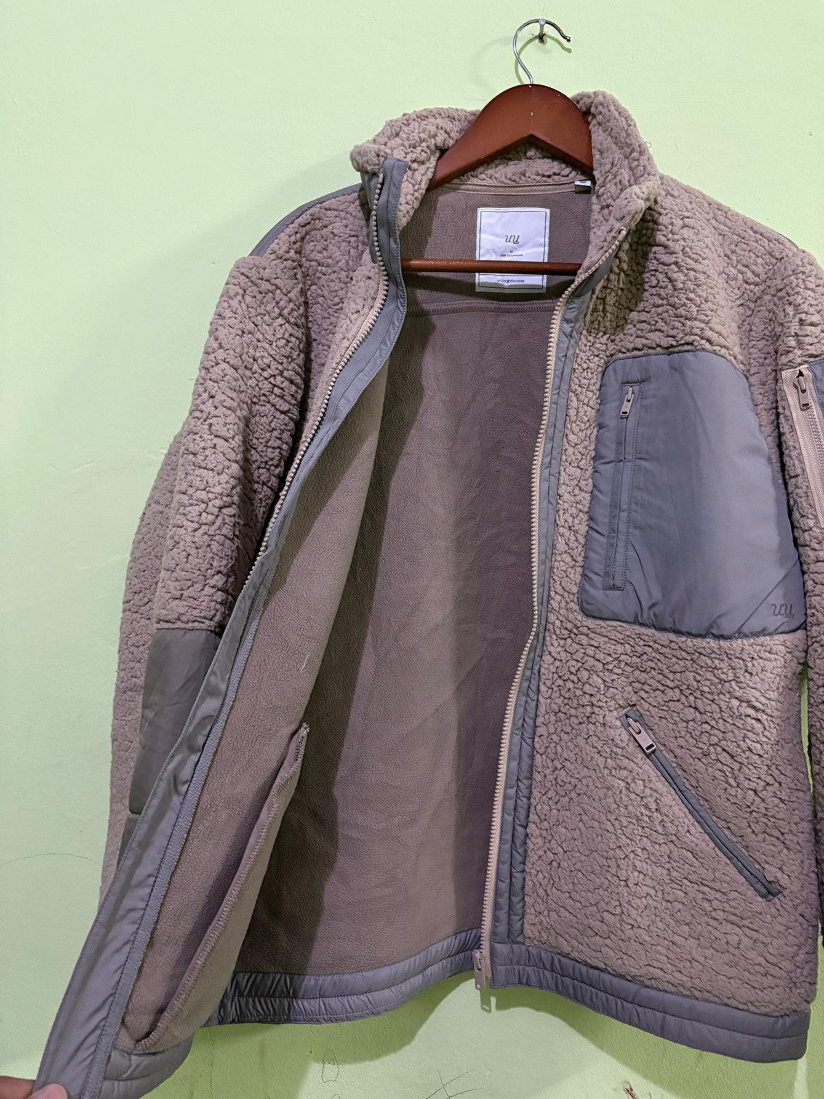 Jun Takahashi × Undercover A/W12 Undercover X Uniqlo UU Sherpa Fleece Design Size US M / EU 48-50 / 2 - 4 Thumbnail