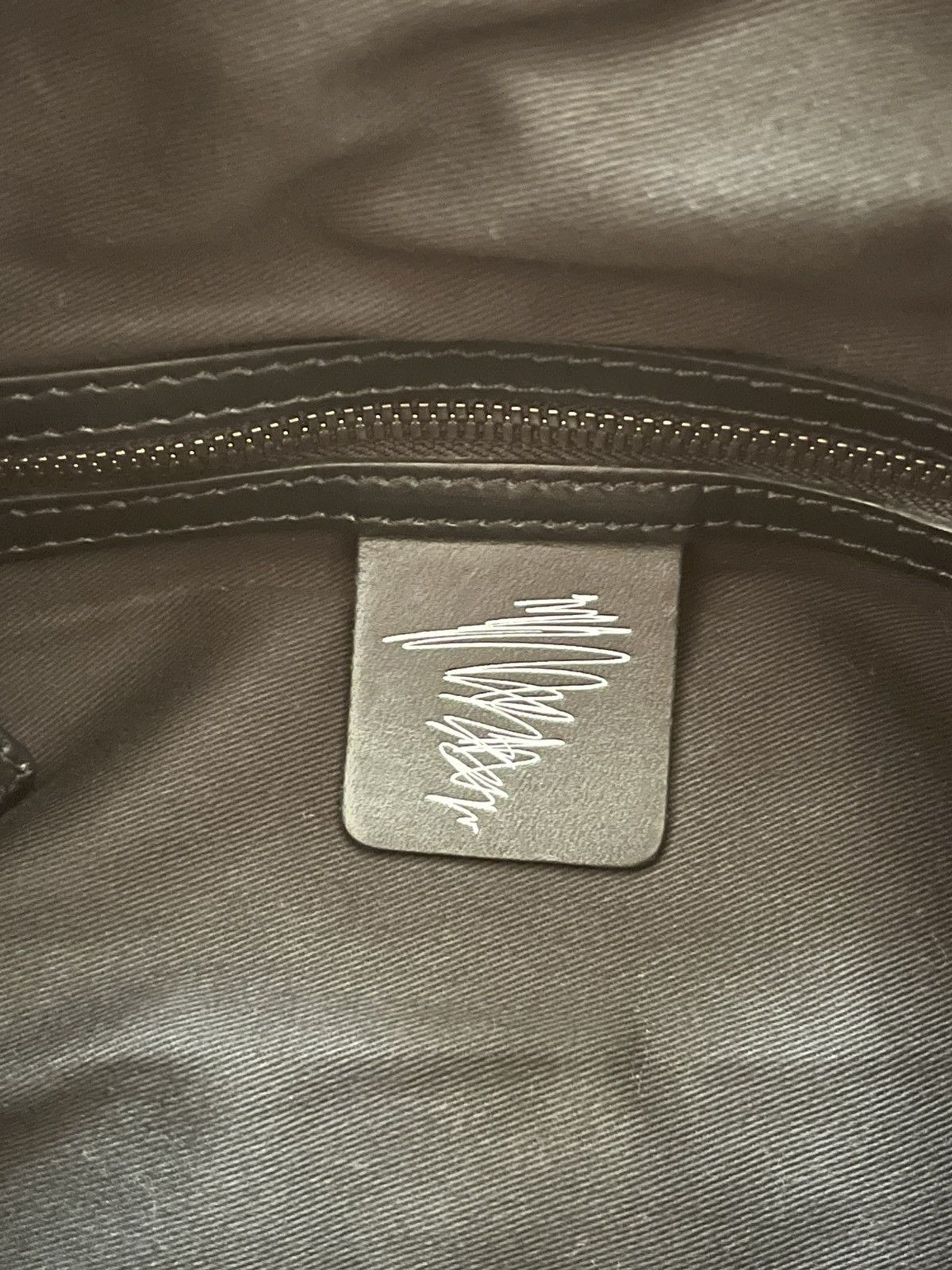 Yohji Yamamoto Yohji Yammamoto Discord Hobo Bag Pebbled Leather Black Size ONE SIZE - 5 Thumbnail