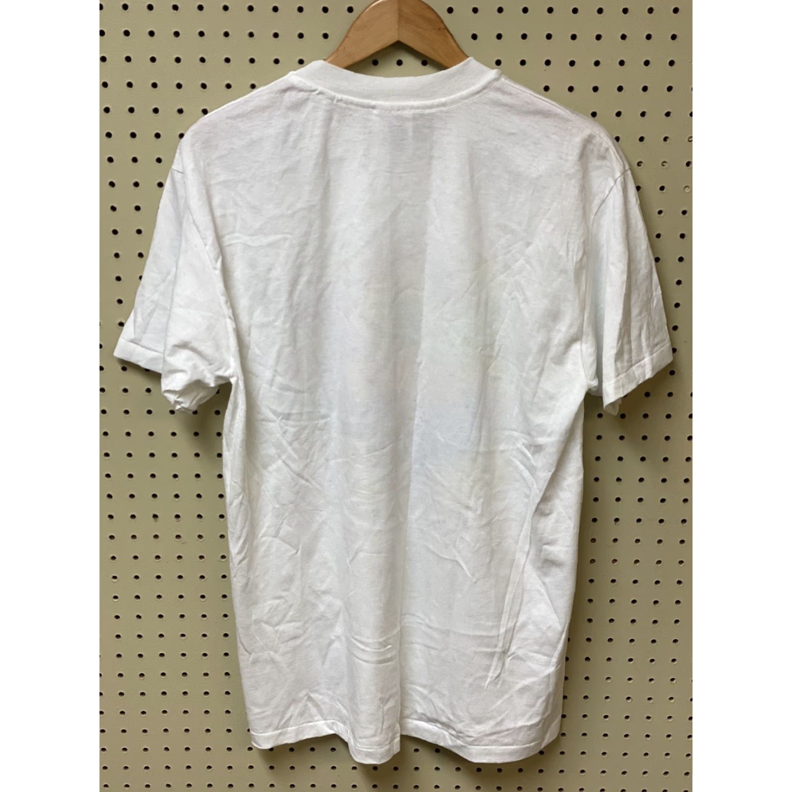 Vintage VINTAGE Mens Large T-Shirt Hiram Walker Booze Liqueurs 90s White Short Sleeve Crew Neck Single Stitch Cotton Blend Mens Size US L / EU 52-54 / 3 - 2 Thumbnail