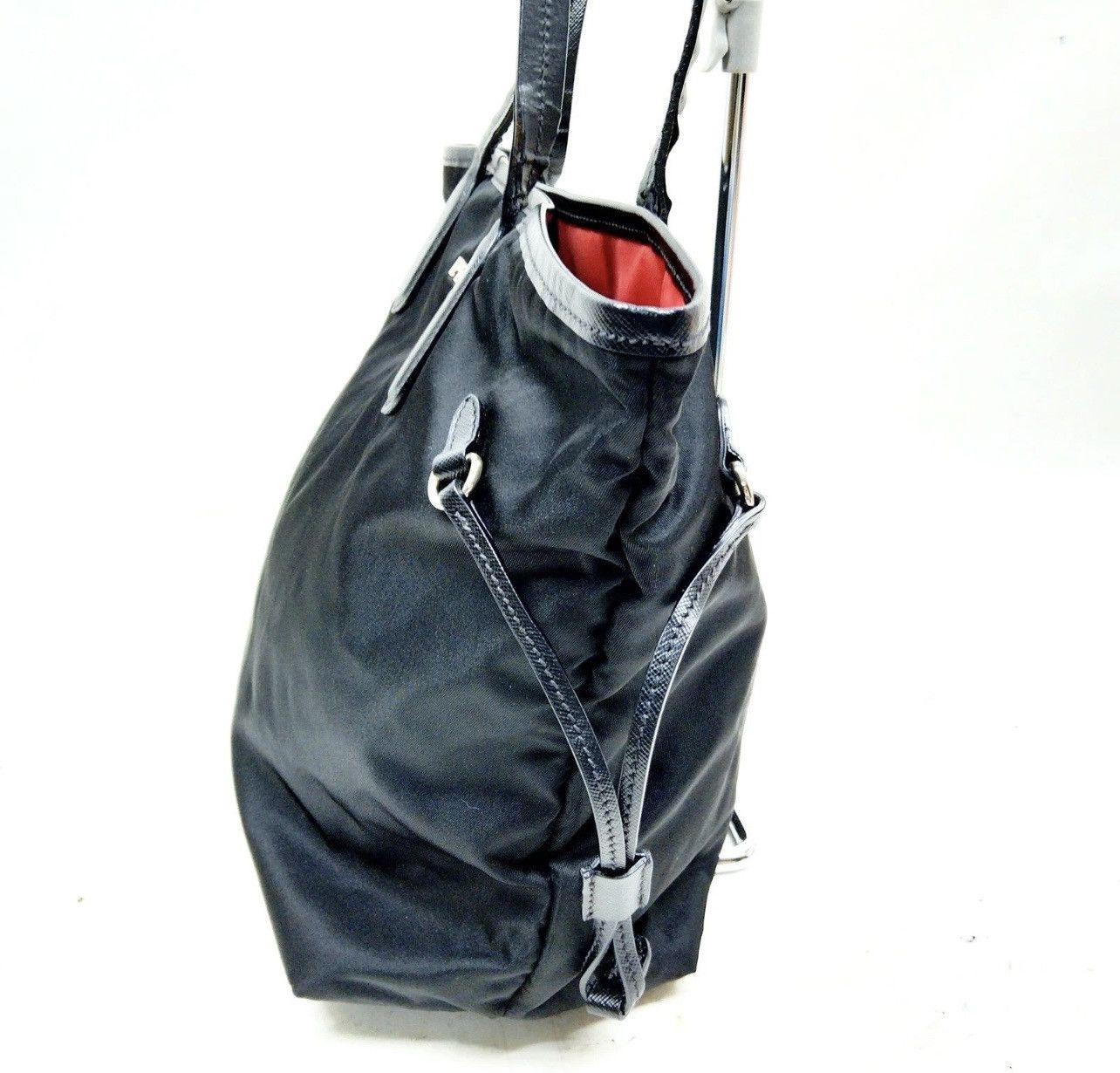 Prada Black Prada shoulder bag Size ONE SIZE - 2 Thumbnail