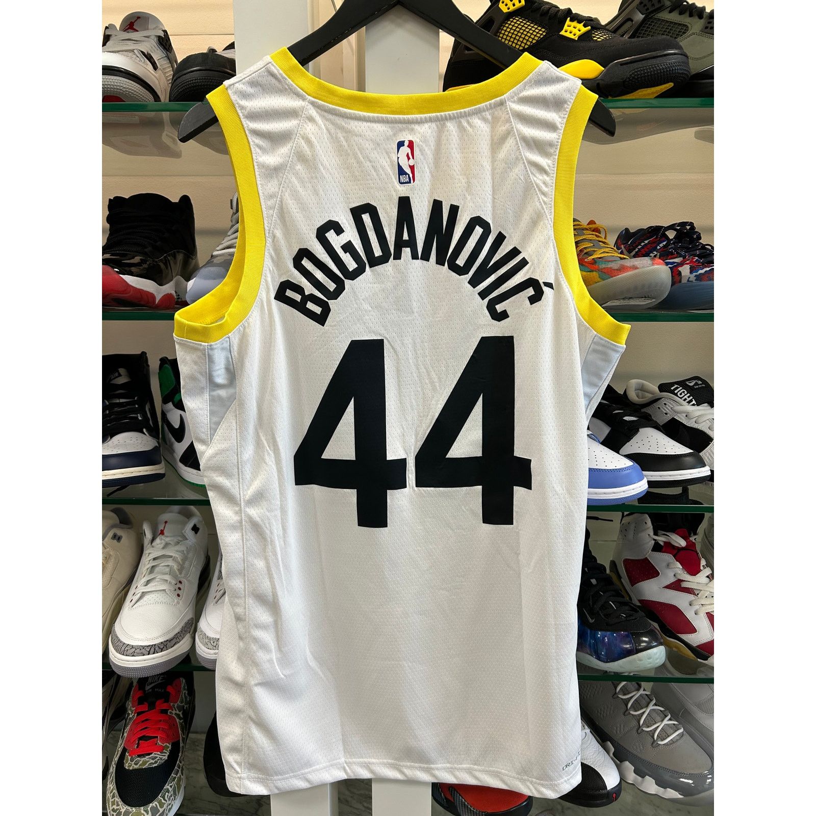Nike New Utah Jazz Bojan Bogdanović Basketball jersey size Large Size US L / EU 52-54 / 3 - 2 Thumbnail