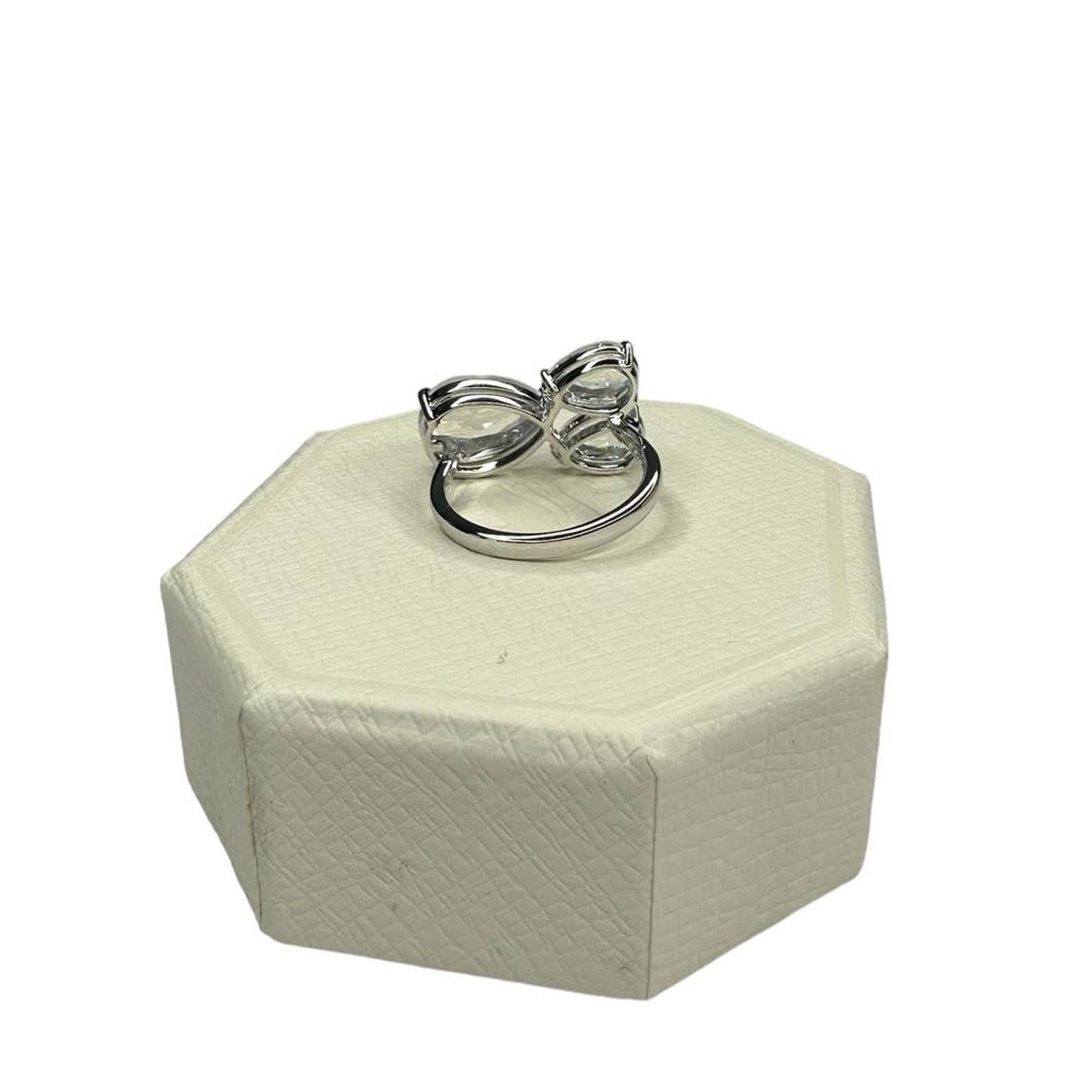 Swarovski Swarovski Millenia ring Pear cut, White Size 5 / EUR 50 Size ONE SIZE - 5 Thumbnail