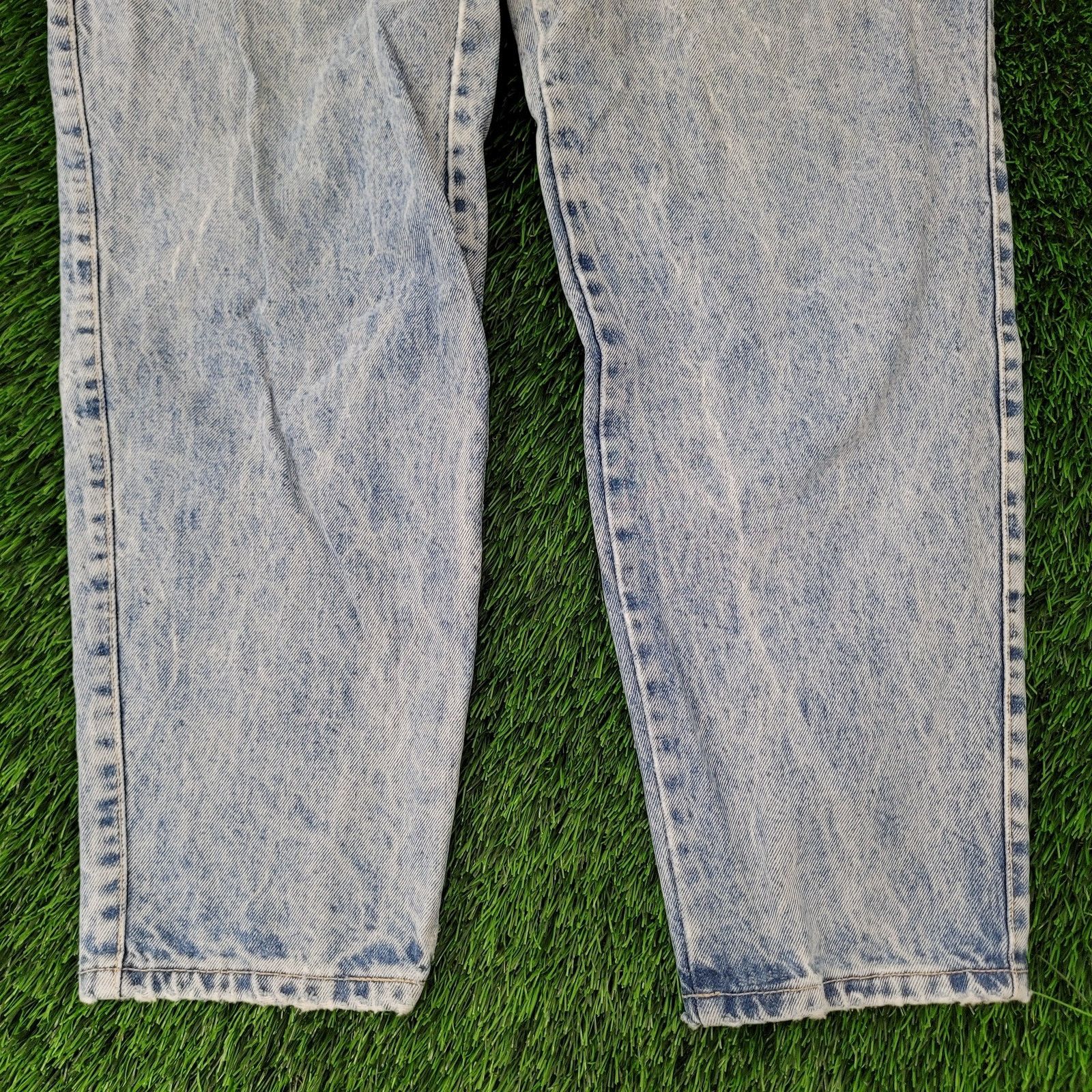 Levi's Vintage LEVIS 573 Tapered Jeans Womens 16/18 34x31 Acid-Wash Size 40" / US 18 - 11 Thumbnail