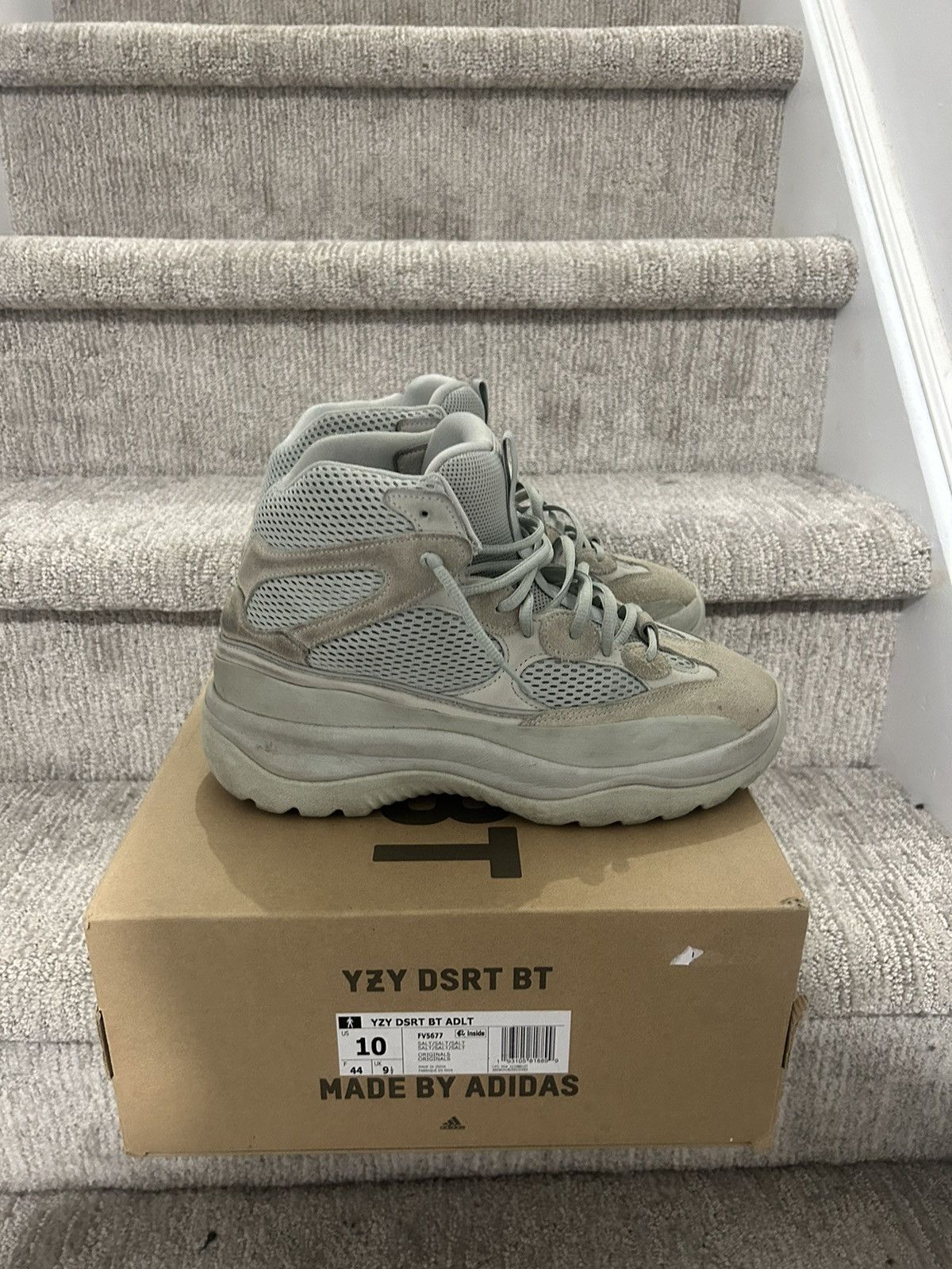 Yeezy Yeezy desert boot salt Size US 10 / EU 43 - 2 Thumbnail