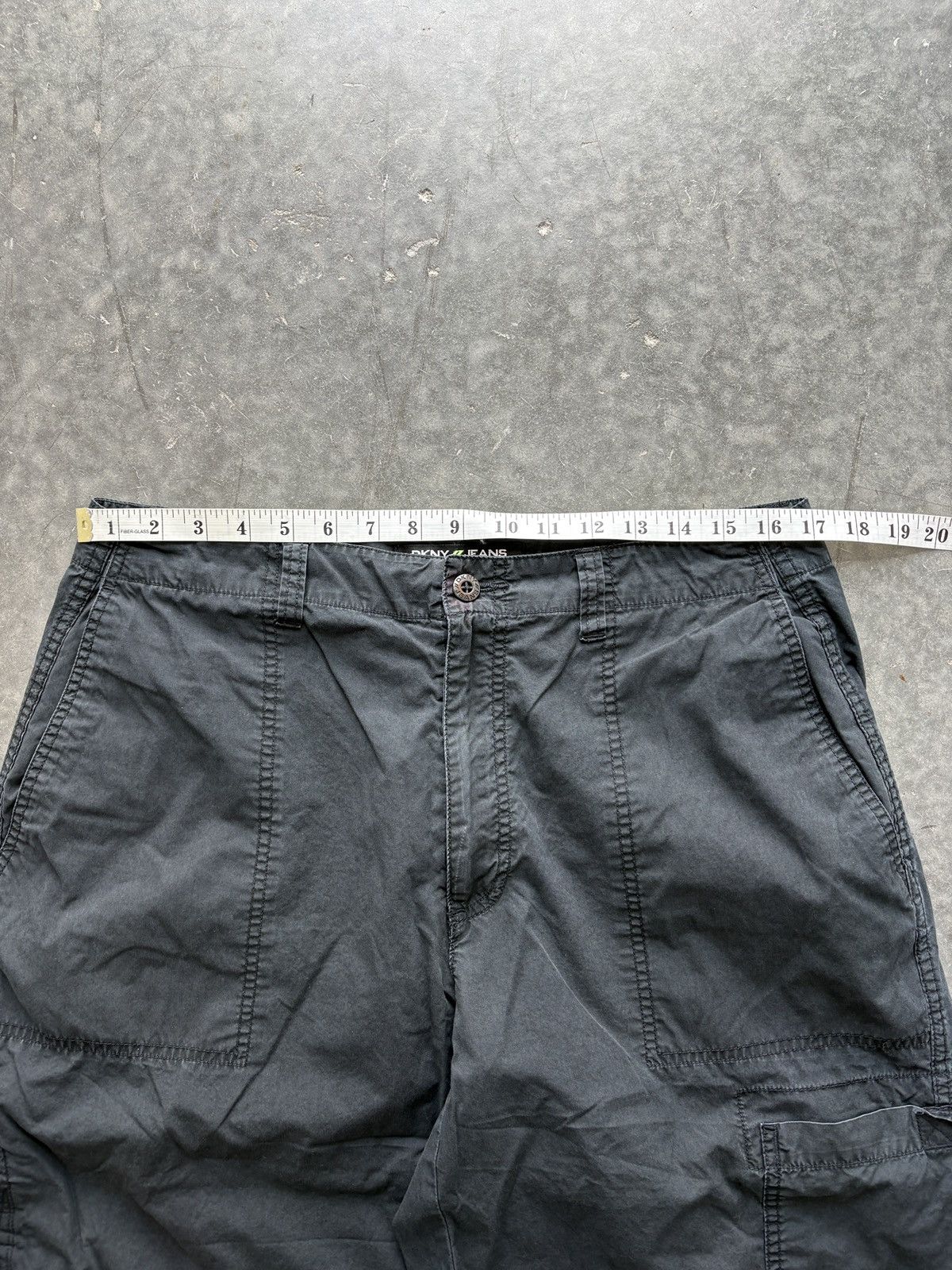 DKNY Vintage Y2K DKNY Baggy Long Shorts Skater Style Size US 34 / EU 50 - 11 Thumbnail