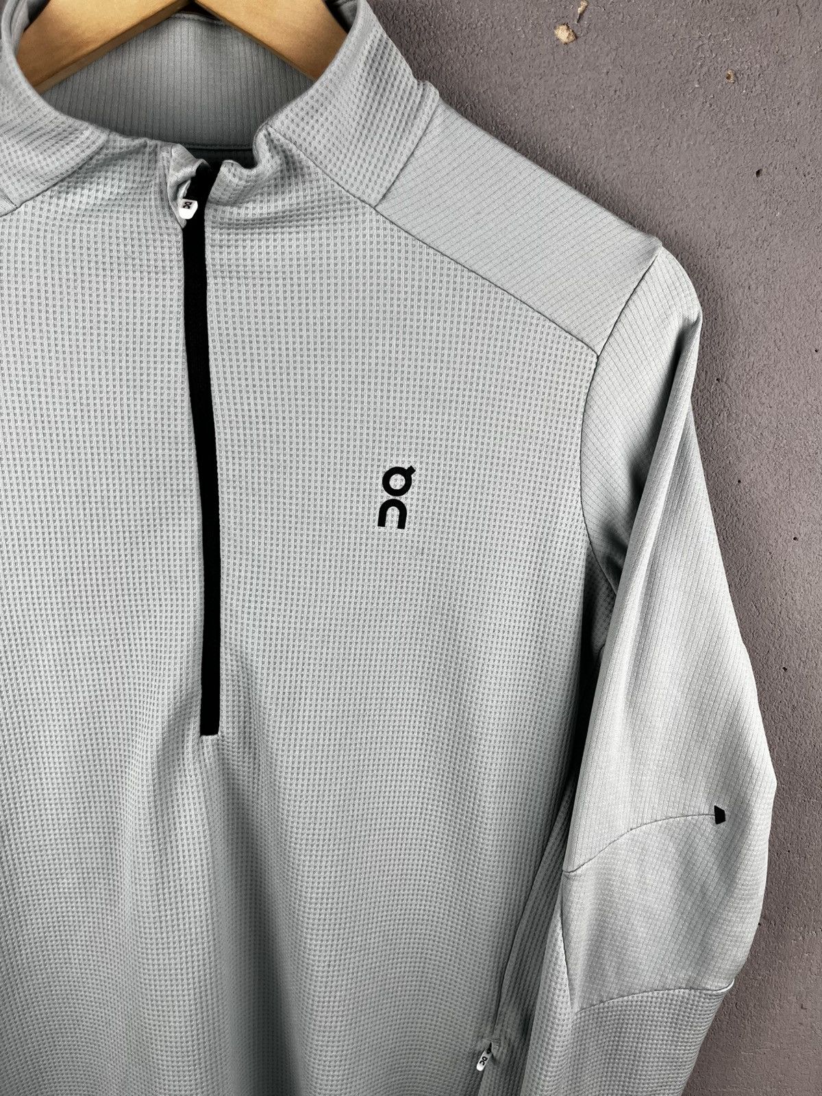 Rapha On Running long sleeve Size L / US 10 / IT 46 - 4 Thumbnail