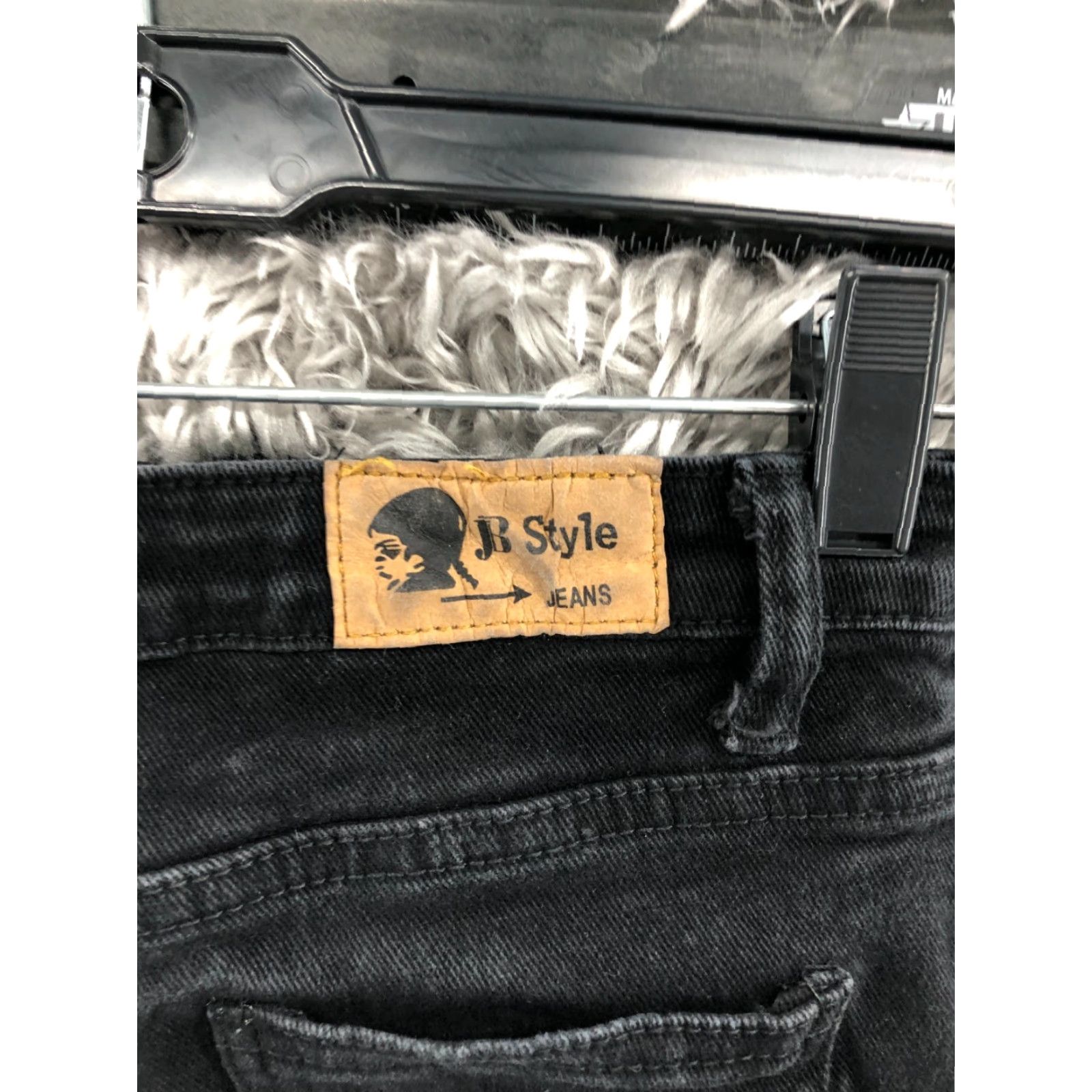 Vintage JB Style Mom Shorts Women's Juniors Size M Dark Wash Black Denim 5-Pocket Rise Mid Inseam 2.0 in. Casual Fashion Size 32" / US 10 / IT 46 - 5 Thumbnail