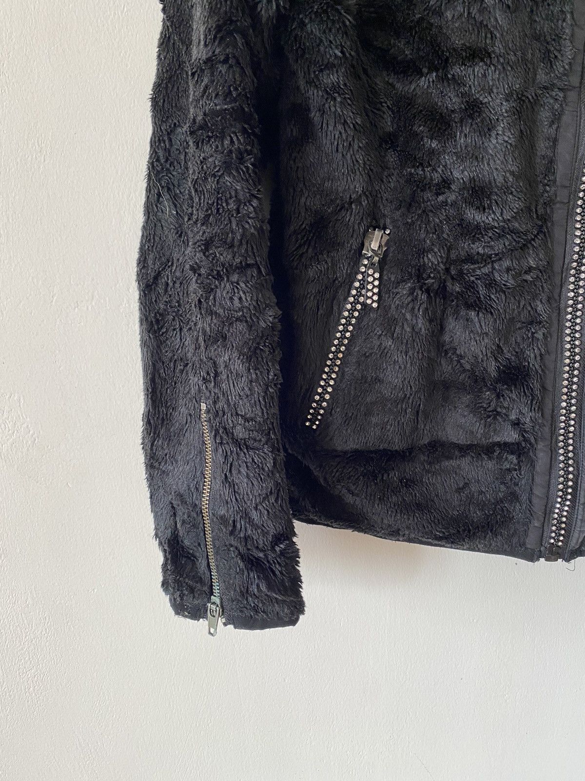 Hysteric Glamour MCD More Core Division Zip Y2k Fur Hoodie i6w9 LGB style Size US M / EU 48-50 / 2 - 6 Thumbnail