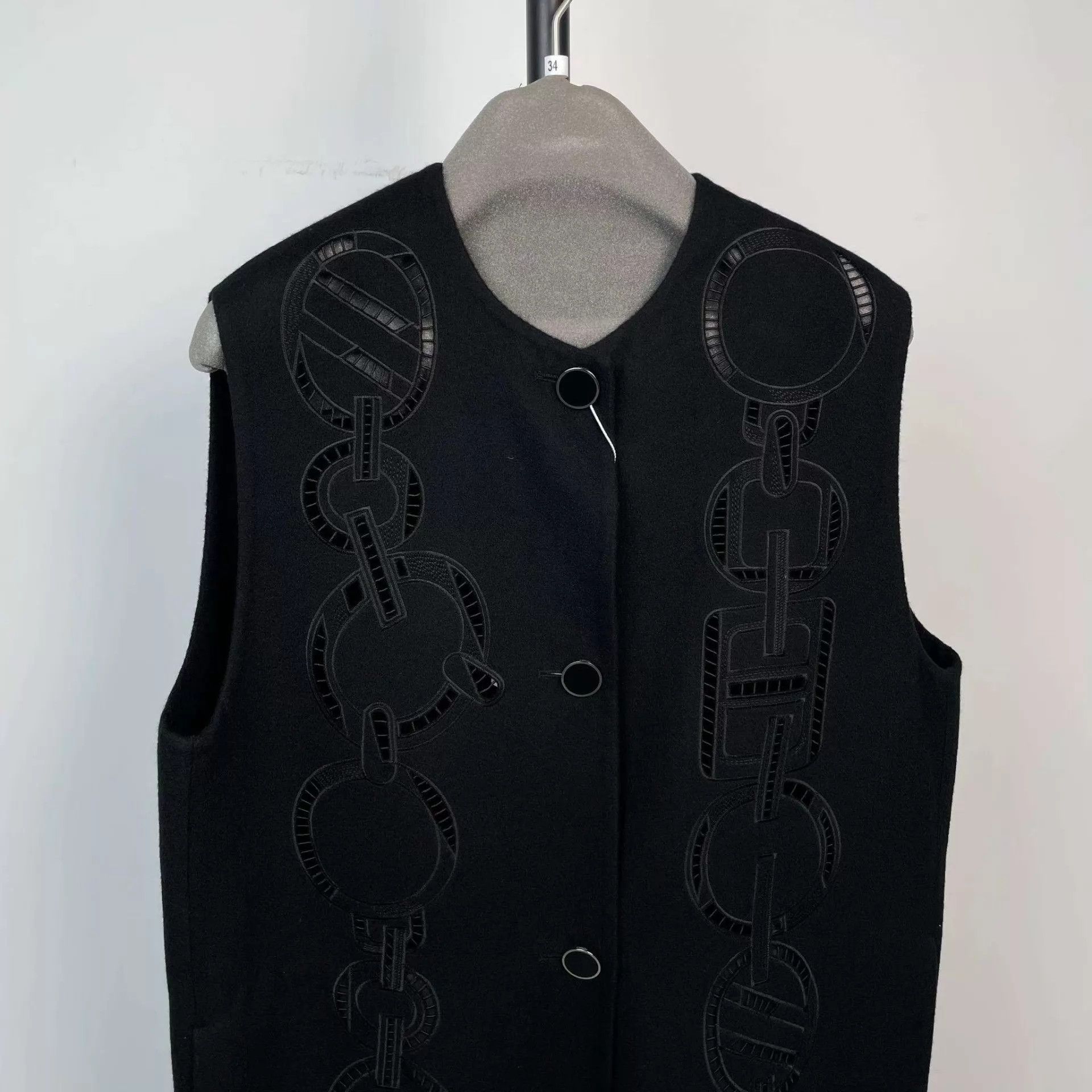Hermes Hermès 99 New Black Openwork Cashmere Vest Size 34 Size XS / US 0-2 / IT 36-38 - 9 Thumbnail