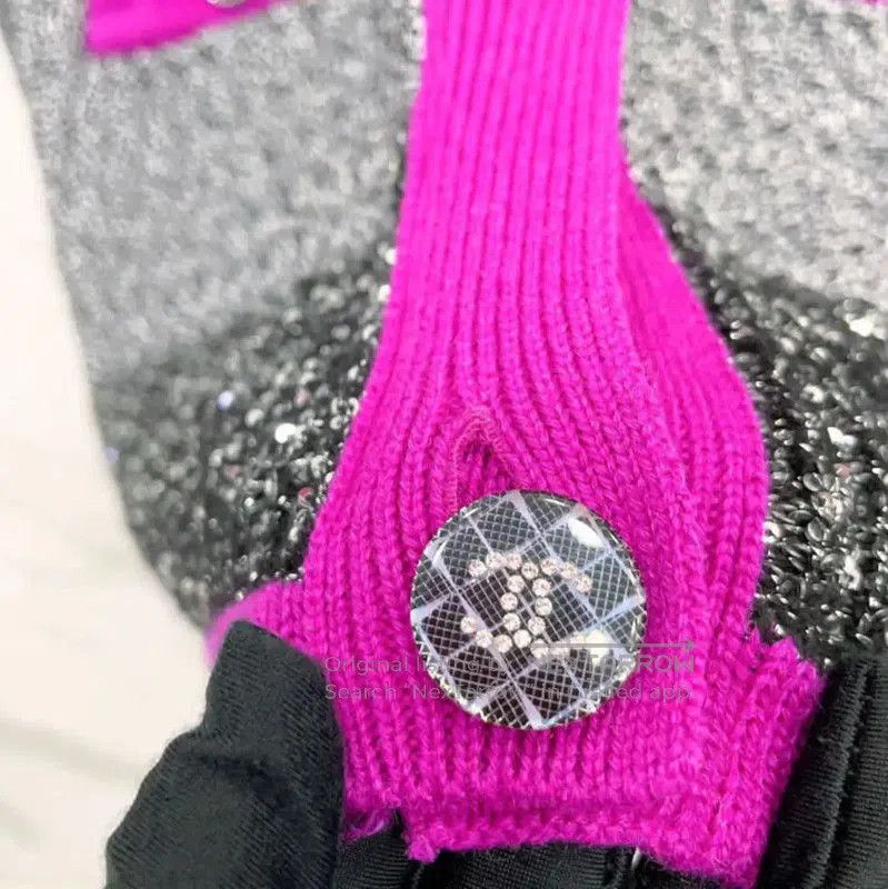 Chanel Chanel Gray Long Sleeve Cardigan with Pink Trim . Size L / US 10 / IT 46 - 9 Thumbnail