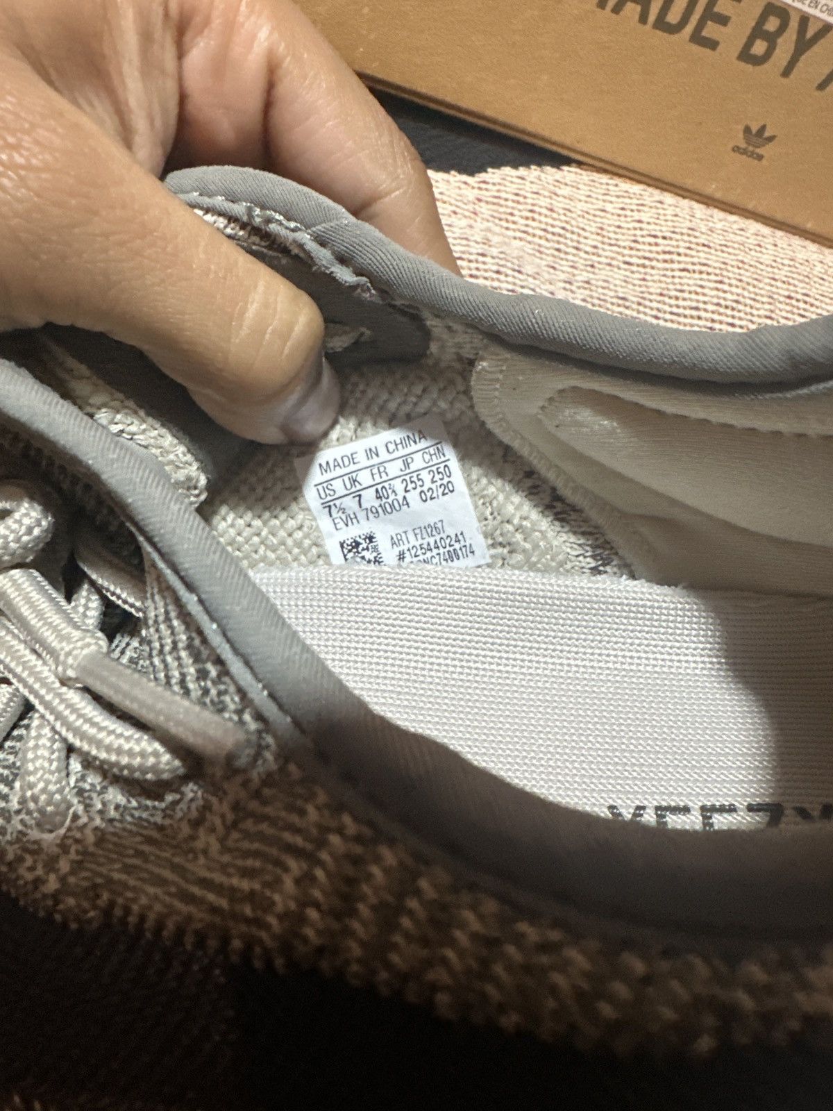 Adidas Yeezy 350v2 Zyon Size US 7.5 / EU 40-41 - 6 Thumbnail