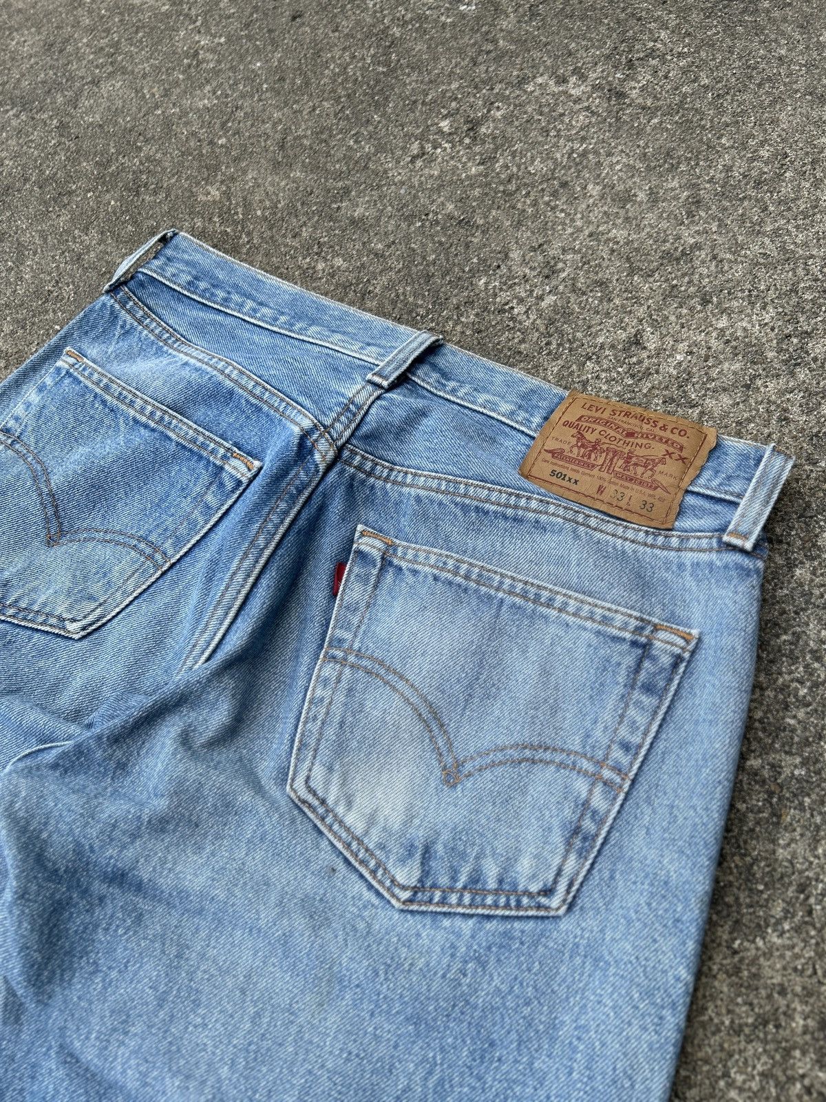 Levi's × Vintage Vintage Levi’s 501 red tap made in USA Size US 33 - 5 Thumbnail