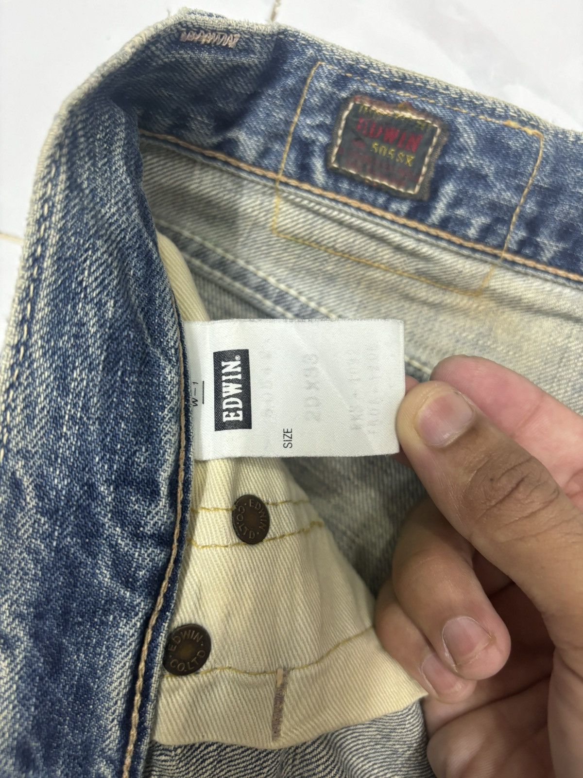 Edwin EDWIN 505sx SELVEDGE REDLINE DISTRESSED DENIM JEANS Size US 29 - 11 Thumbnail