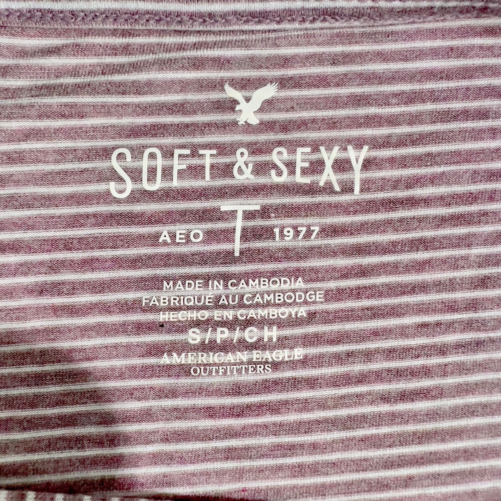 American Eagle Outfitters American Eagle Outfitters Soft & Sexy T-Shirt Woman's Small Size S / US 4 / IT 40 - 4 Thumbnail