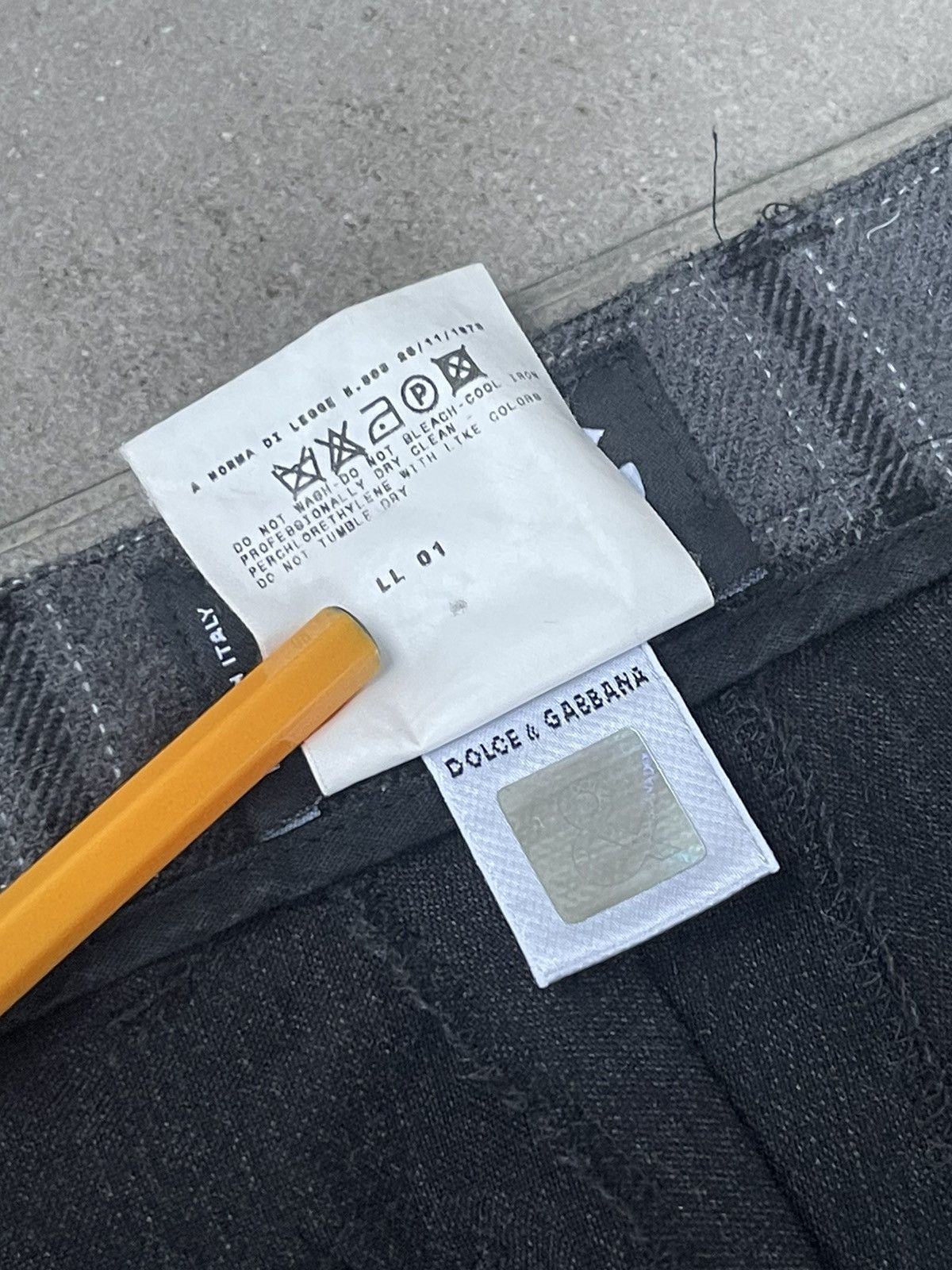 Dolce & Gabbana Dolce & Gabbana Dark Grey Wool Back Pocket Casual Pants Size US 30 / EU 46 - 17 Thumbnail
