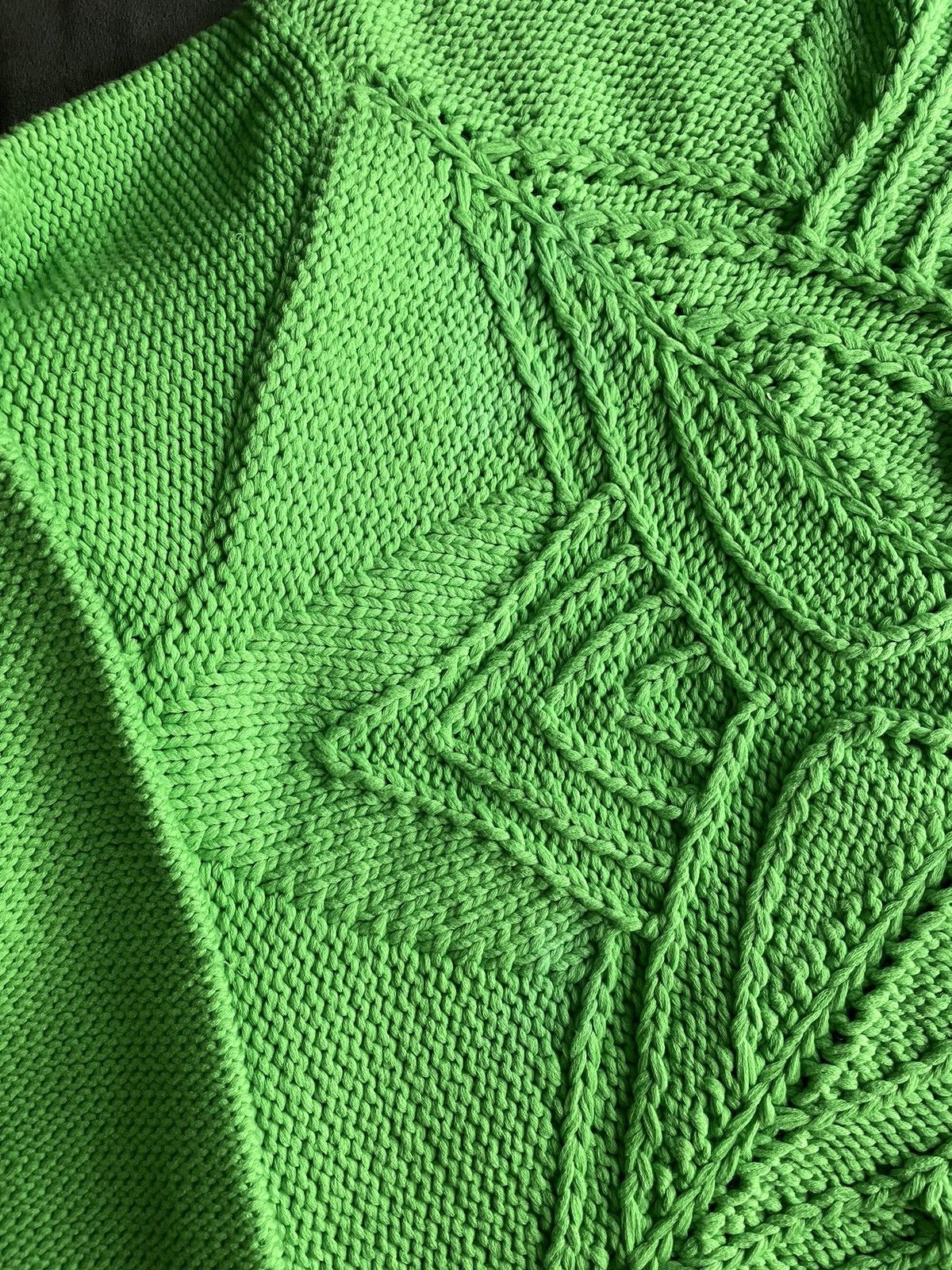 Louis Vuitton Louis Vuitton Green Flower Monogram Hand-Knit Sweater Size US L / EU 52-54 / 3 - 4 Thumbnail
