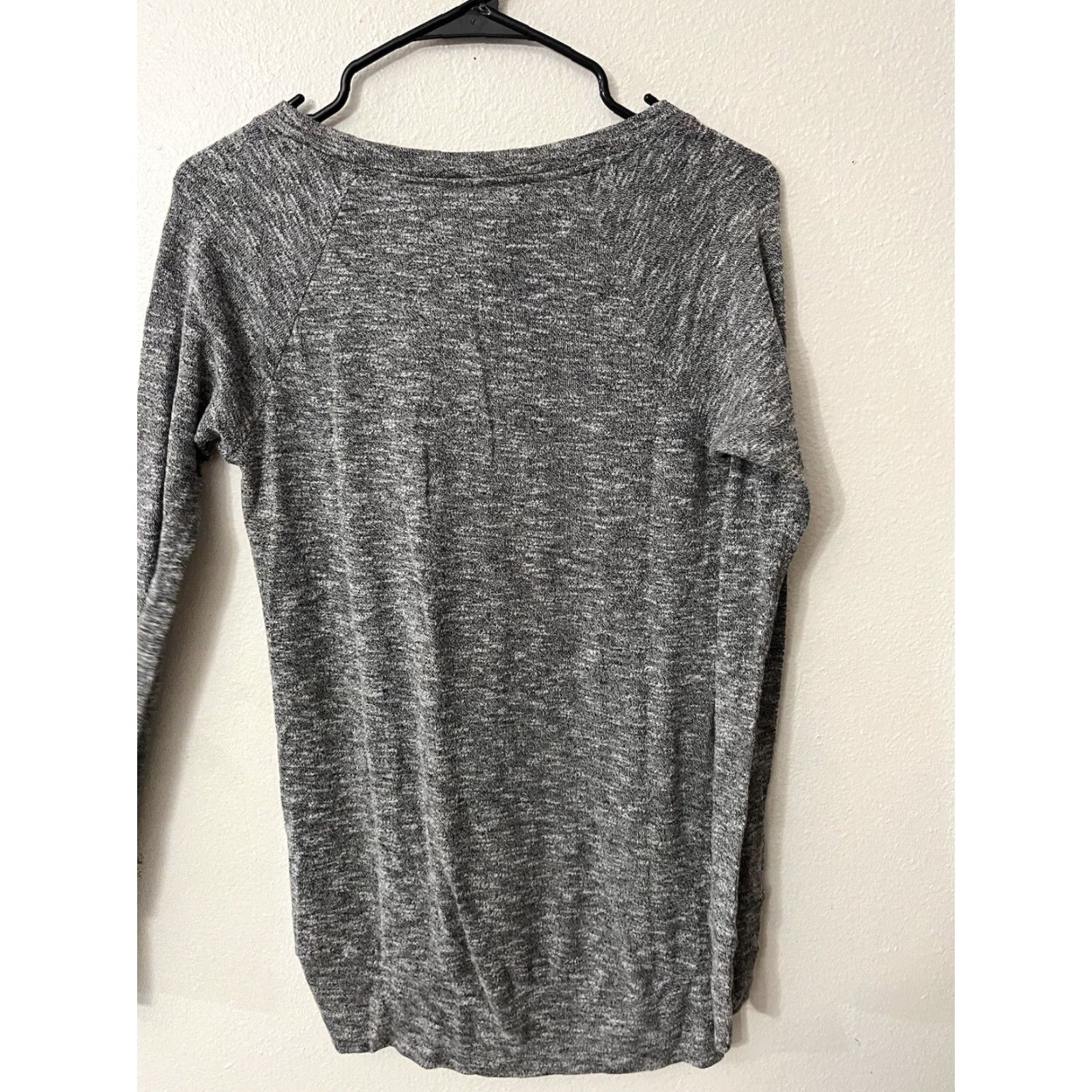 Juicy Couture Juicy Couture Shirt Knit Pullover Long Sleeve Knot Front Heathered Gray M Womens Size M / US 6-8 / IT 42-44 - 2 Thumbnail