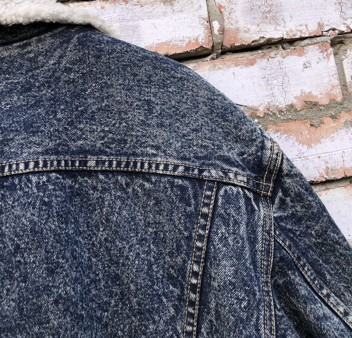 Vintage Vintage Denim Blue washed Lined Sherpa Jacket By Express Size US L / EU 52-54 / 3 - 10 Thumbnail