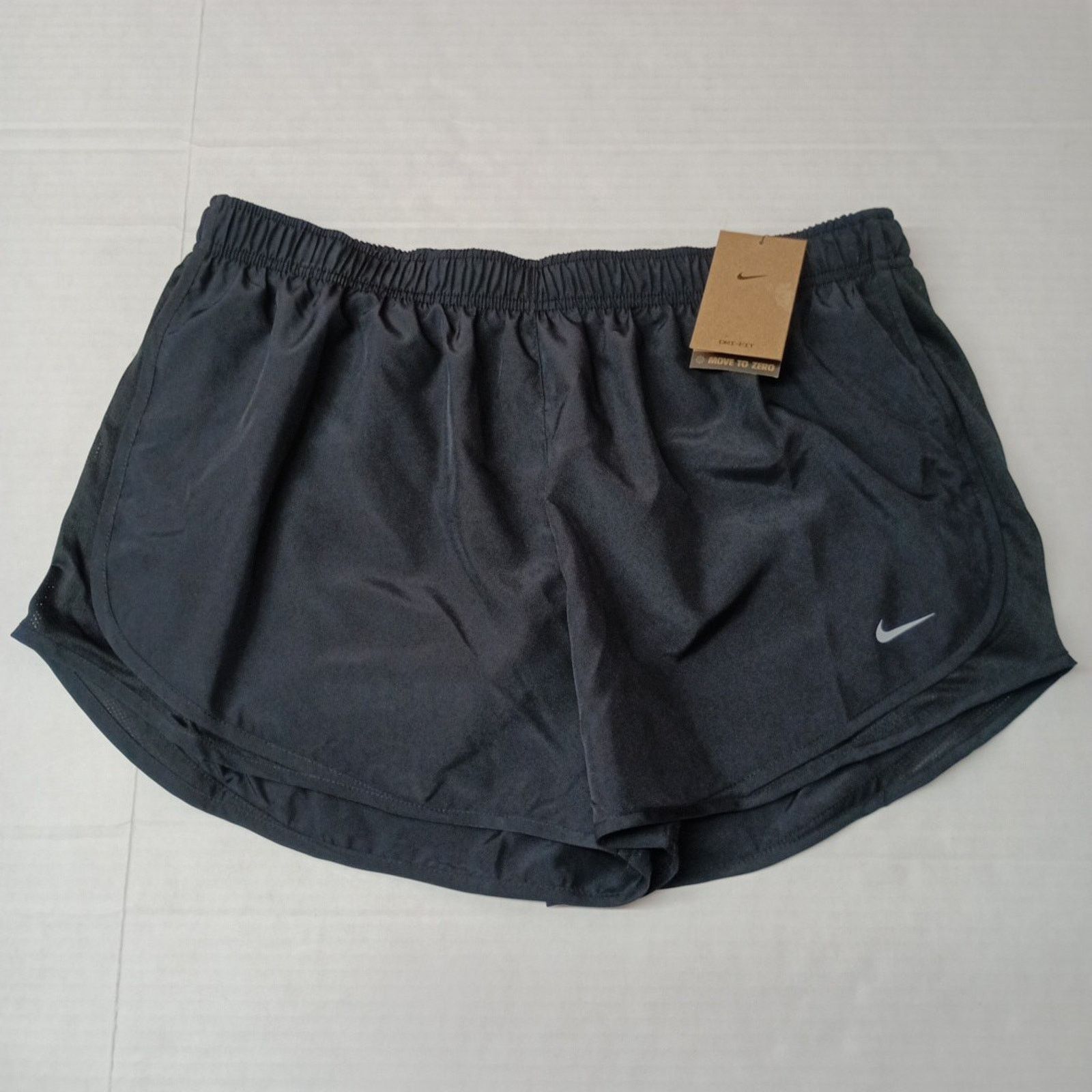 Nike Nike Shorts Women’s 2XL Black Dri Fit Running Athletic Line Size 36" / US 14 / IT 50 - 1 Thumbnail