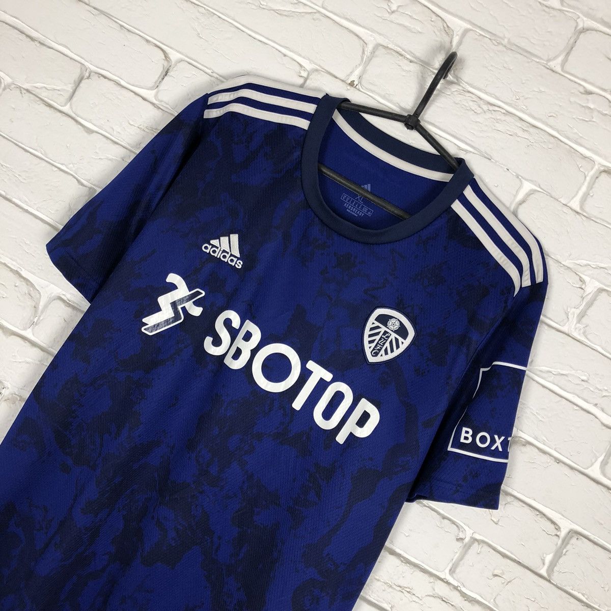 Vintage Leeds United 2021 2022 away soccer jersey Size US XL / EU 56 / 4 - 2 Thumbnail