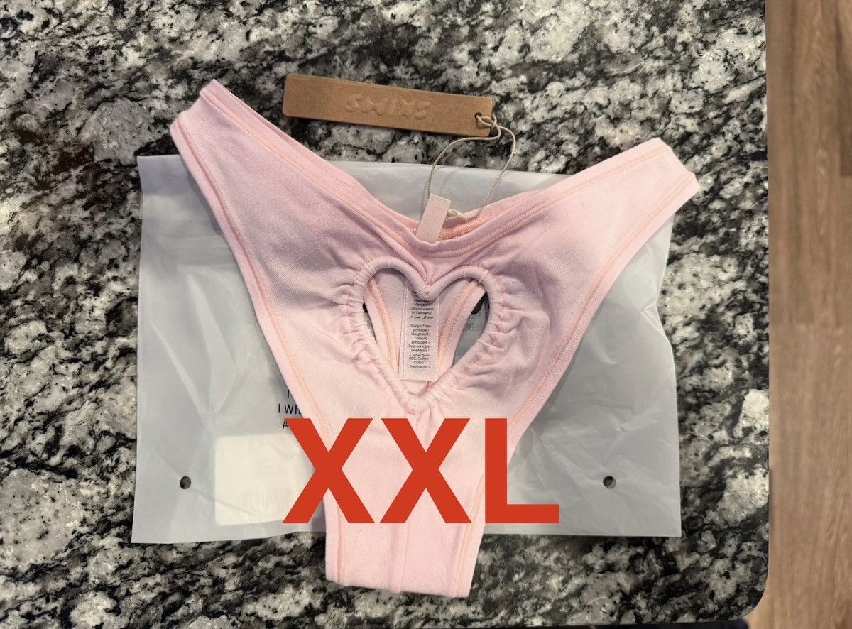 Kim Kardashian × SKIMS Skims Heart Dipped Thong Cherry Blossom Pink XXL 2X Size ONE SIZE - 1 Thumbnail