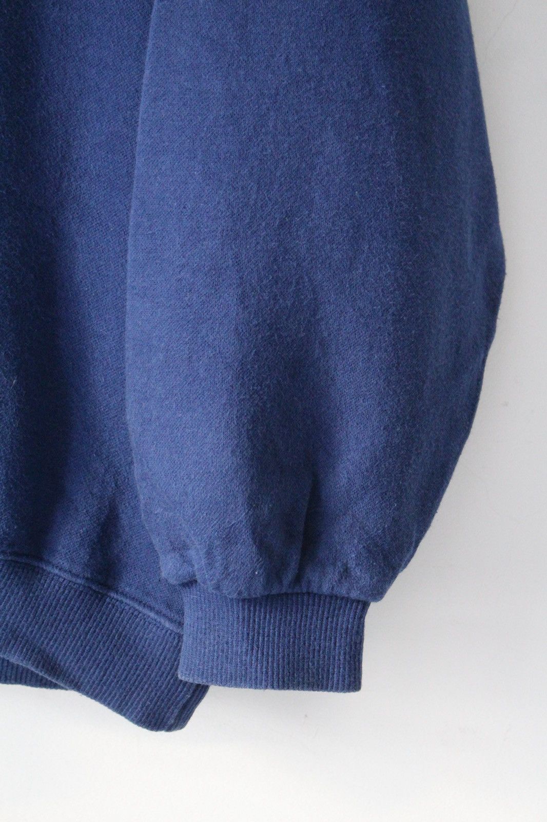 Vintage 1990S YAMAHA RESORT TSUMAGOI SAILBOAT CREWNECK SWEATSHIRT Size US L / EU 52-54 / 3 - 4 Thumbnail