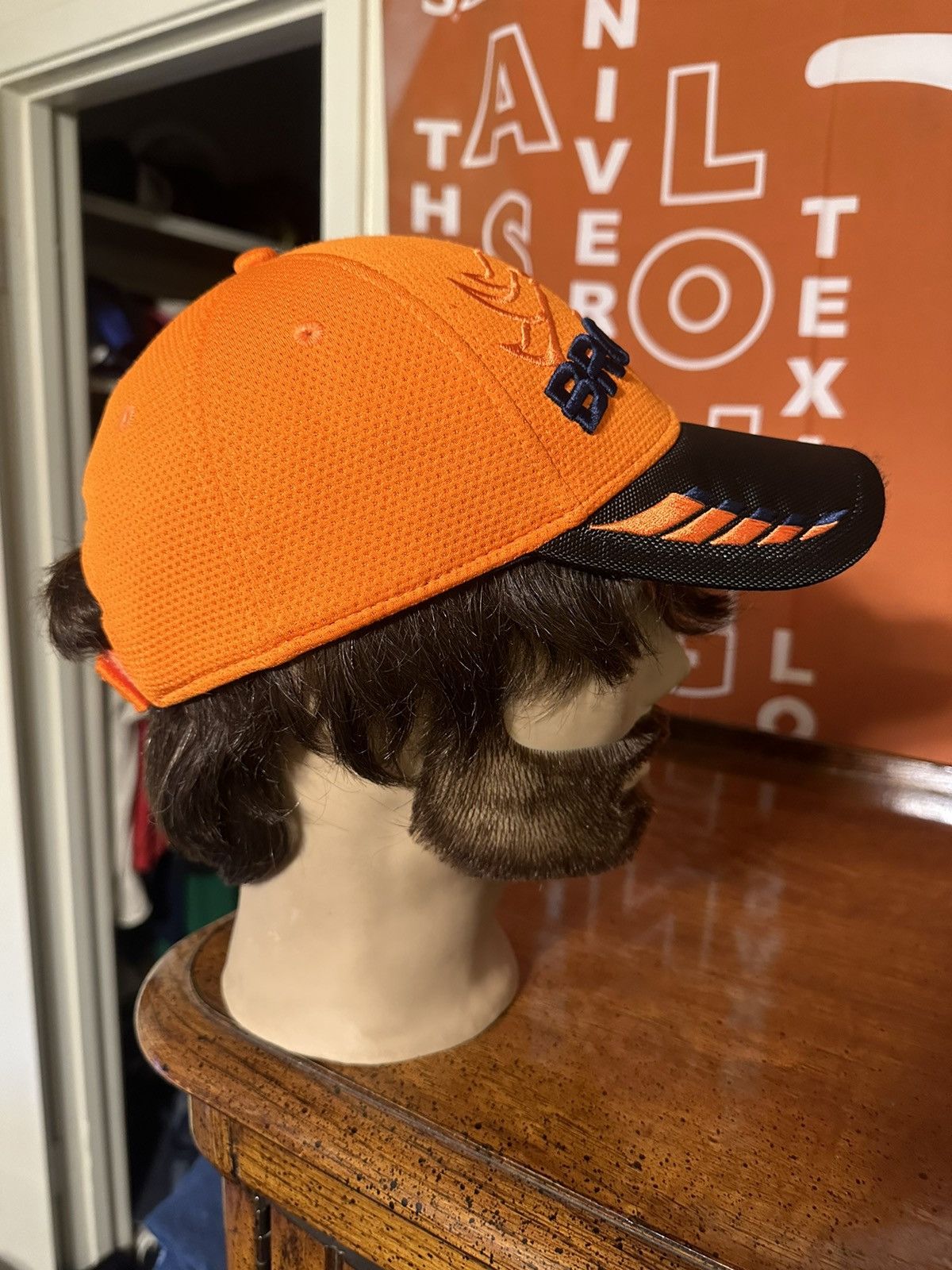 NFL × Vintage Vintage NFL Denver Broncos “triple orange” hat 00s Size ONE SIZE - 3 Thumbnail