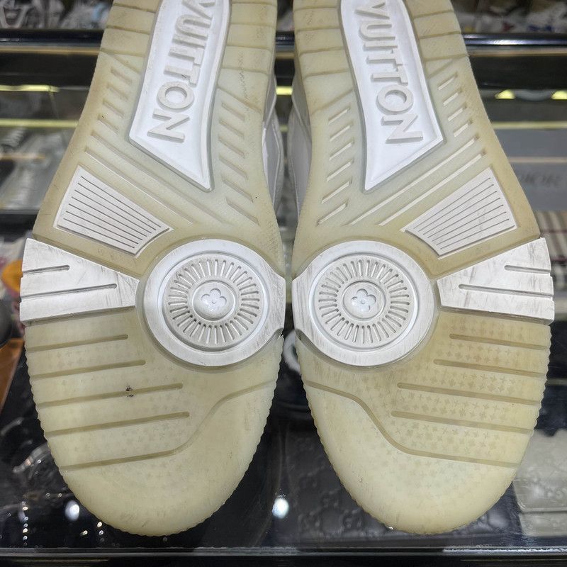 Louis Vuitton Louis Vuitton Trainer Low Top Stylish Sneakers Size US 7 / IT 37 - 6 Thumbnail