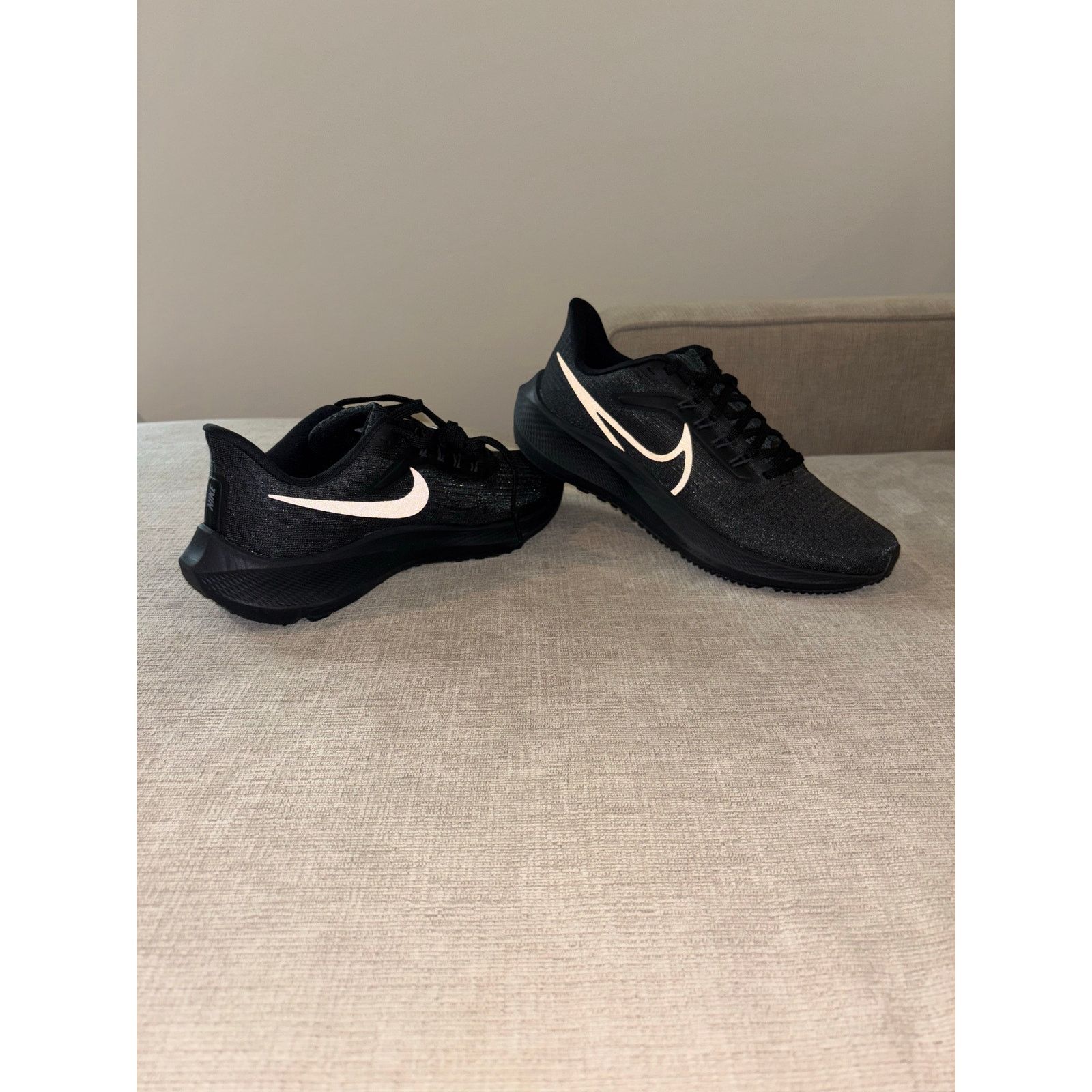 Nike Nike Air Zoom Pegasus 39 Size US 7.5 / EU 40-41 - 3 Thumbnail